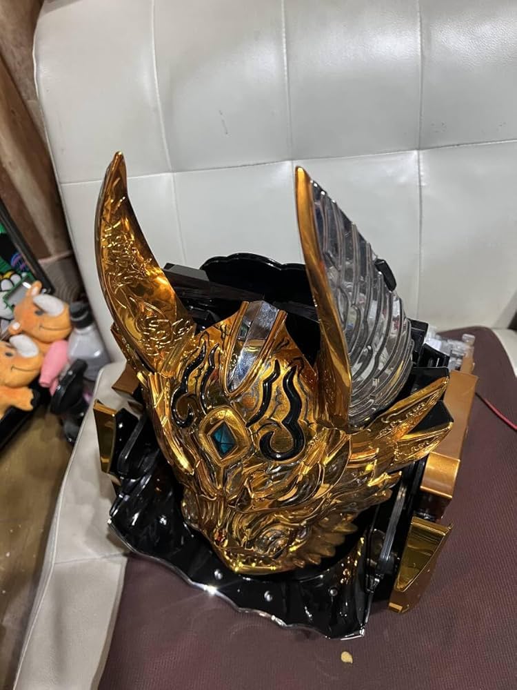 牙狼 翔F 役物 GARO ガロ フィギュア 赤色LED点灯加工！インテリアに！ Amazon.co.jp: 牙狼 役物 翔フェイス オブ ガロ 大型フェイス