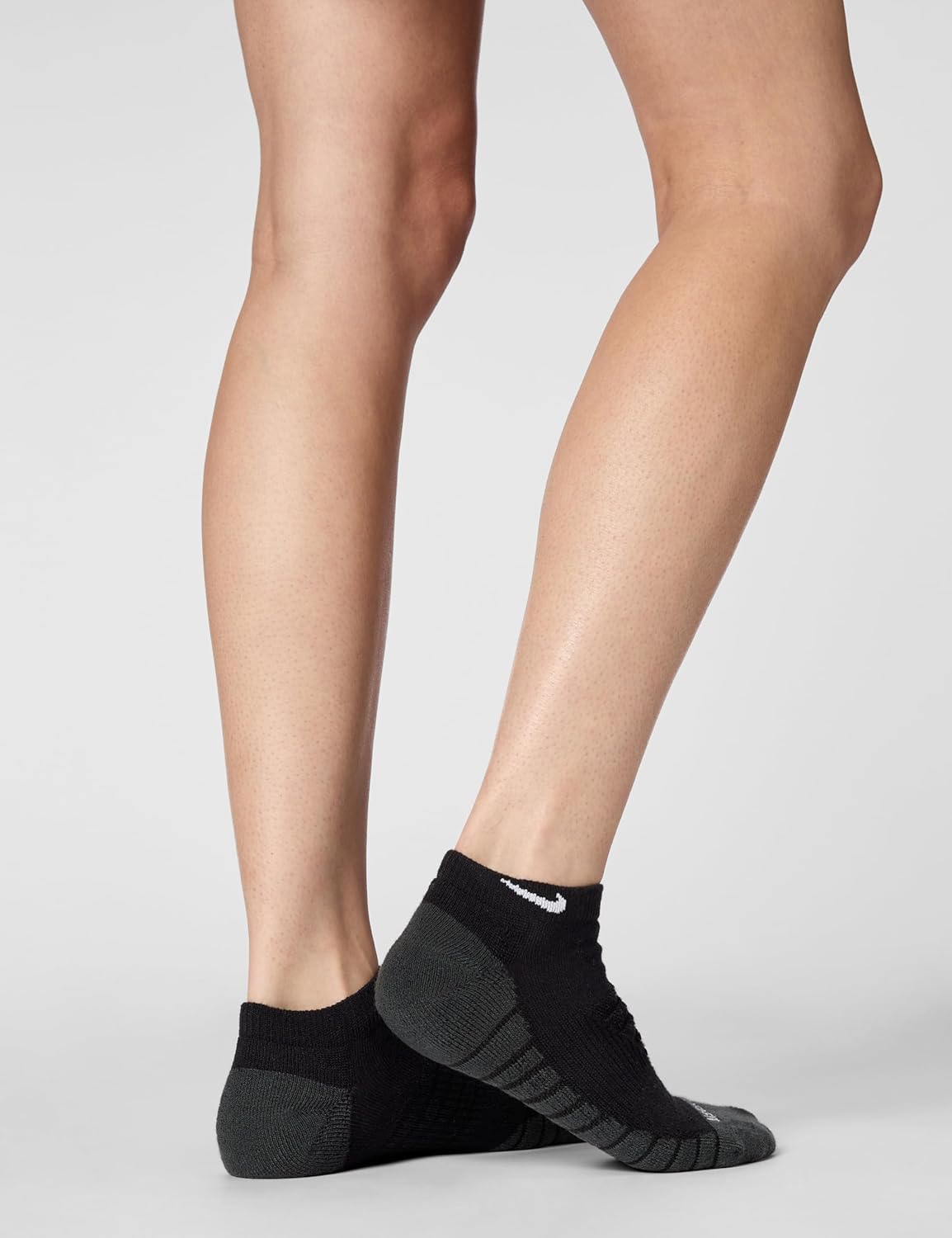 Unisex Nike Everyday Max Cushioned Training No-Show Socks (3 Pairs), Black/Anthracite/White, Large - Image 5