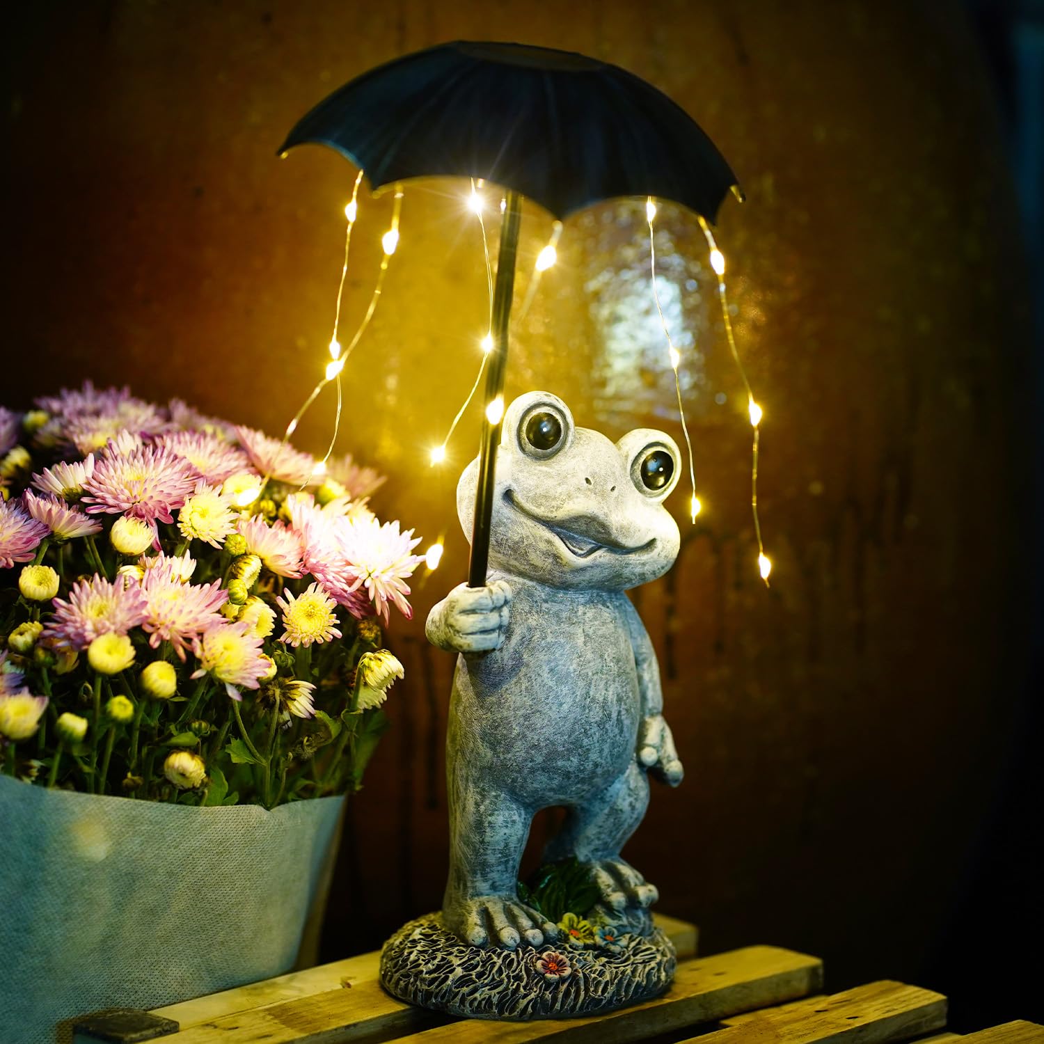Yeomoo Tier Figur mit Solar Regenmantel Gartendeko