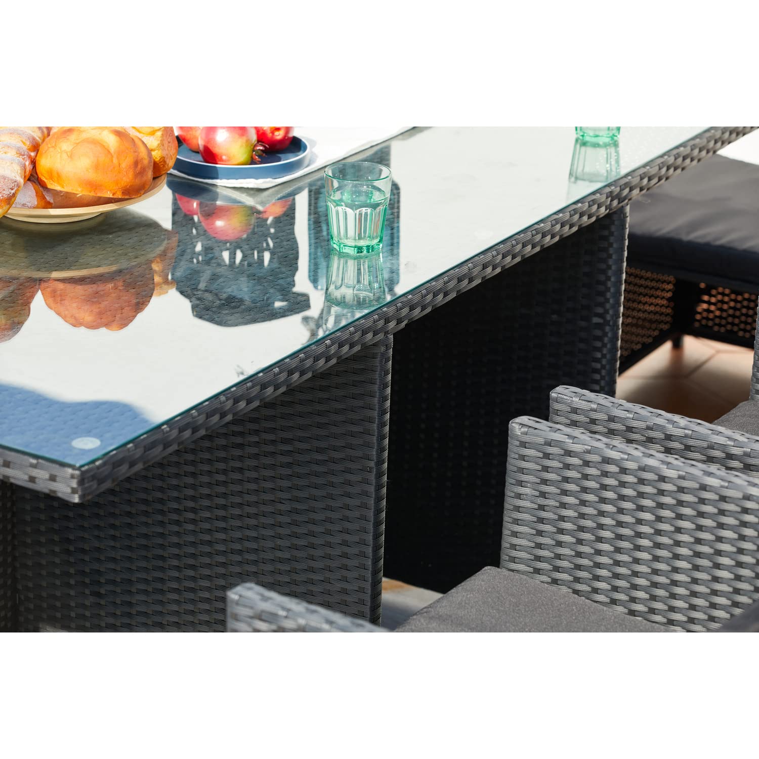 CONCEPT USINE Salon de Jardin Encastrable Miami Noir Coussins Noirs 6 Pers