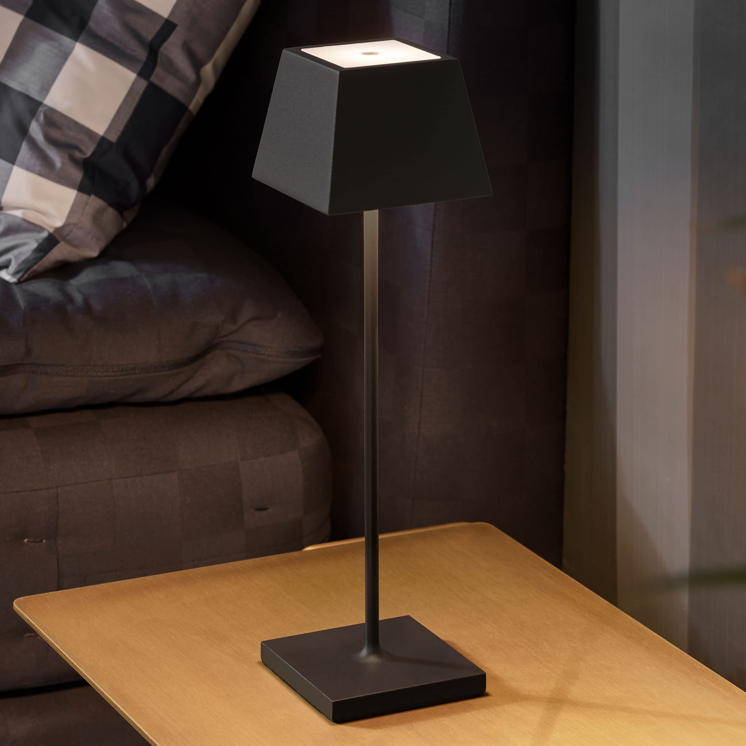 SIGOR Nuindie - Lámpara de mesa con pila de led regulable para interiores & exteriores, altura de 37 cm, recargable con Easy-Connect, 24 h de iluminación, Negro noche | Regulable • Interior y exterior • IP54 • 37 cm • Easy Connect • 12 h de duración de la
