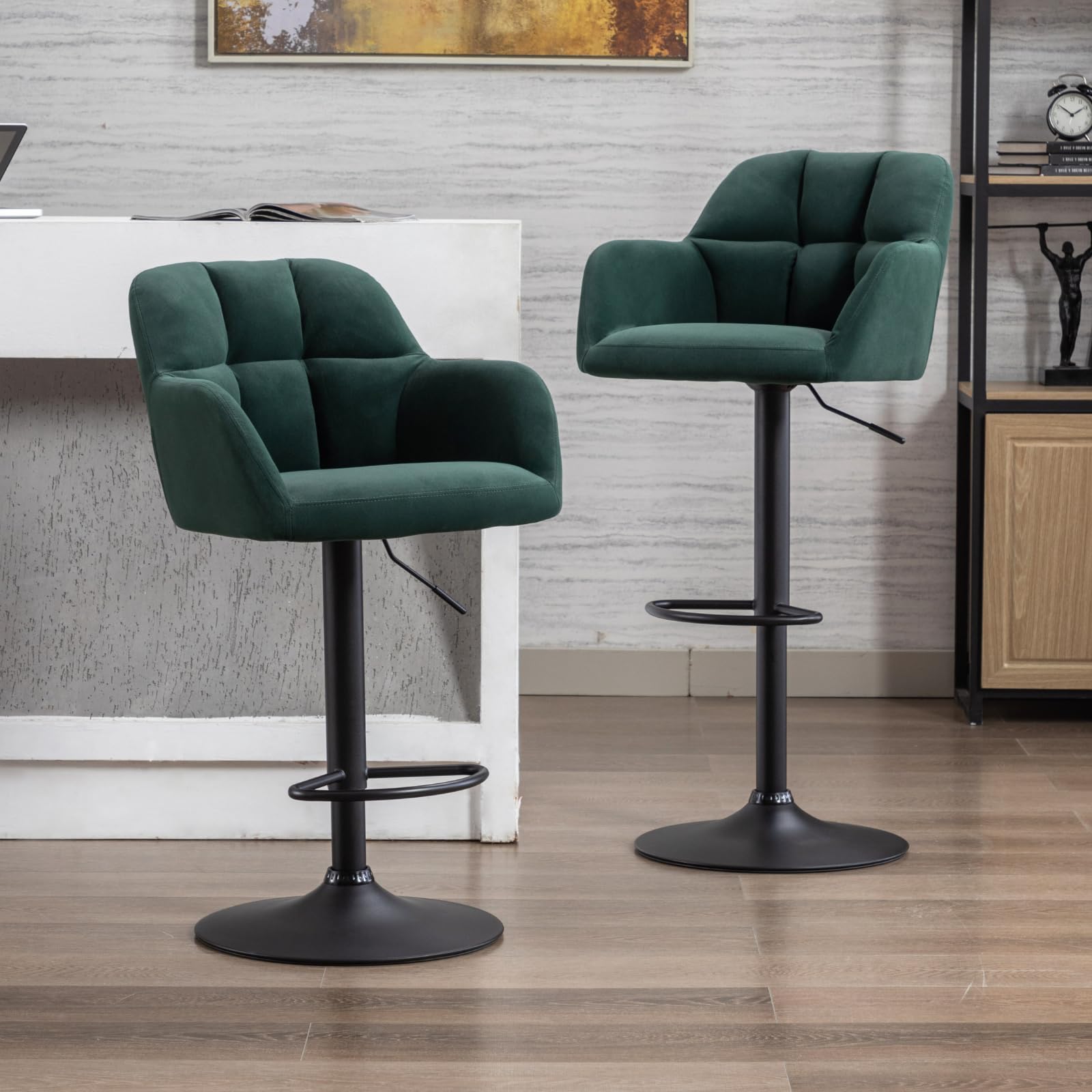 chairus Juego de 2 Taburetes de Bar Ajustable Sillas Altas Giratorias de Cocina con Reposabrazos, Tabueretes Altos Modernos de Terciopelo para Cafetería/Isla de Cocina/Restaurante, Verde