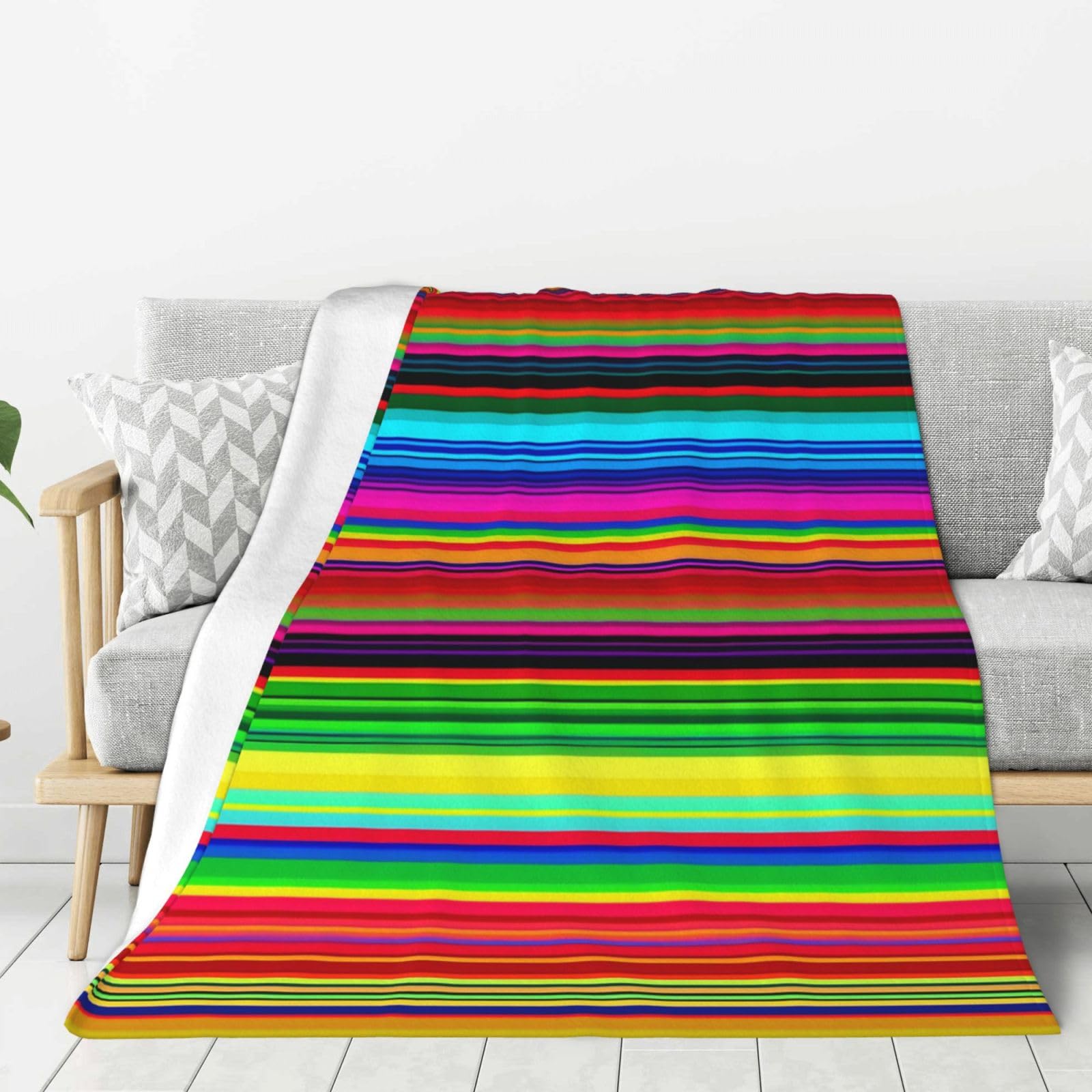 Couverture polaire en flanelle légère pour vos soirées sur le canapé et voyages