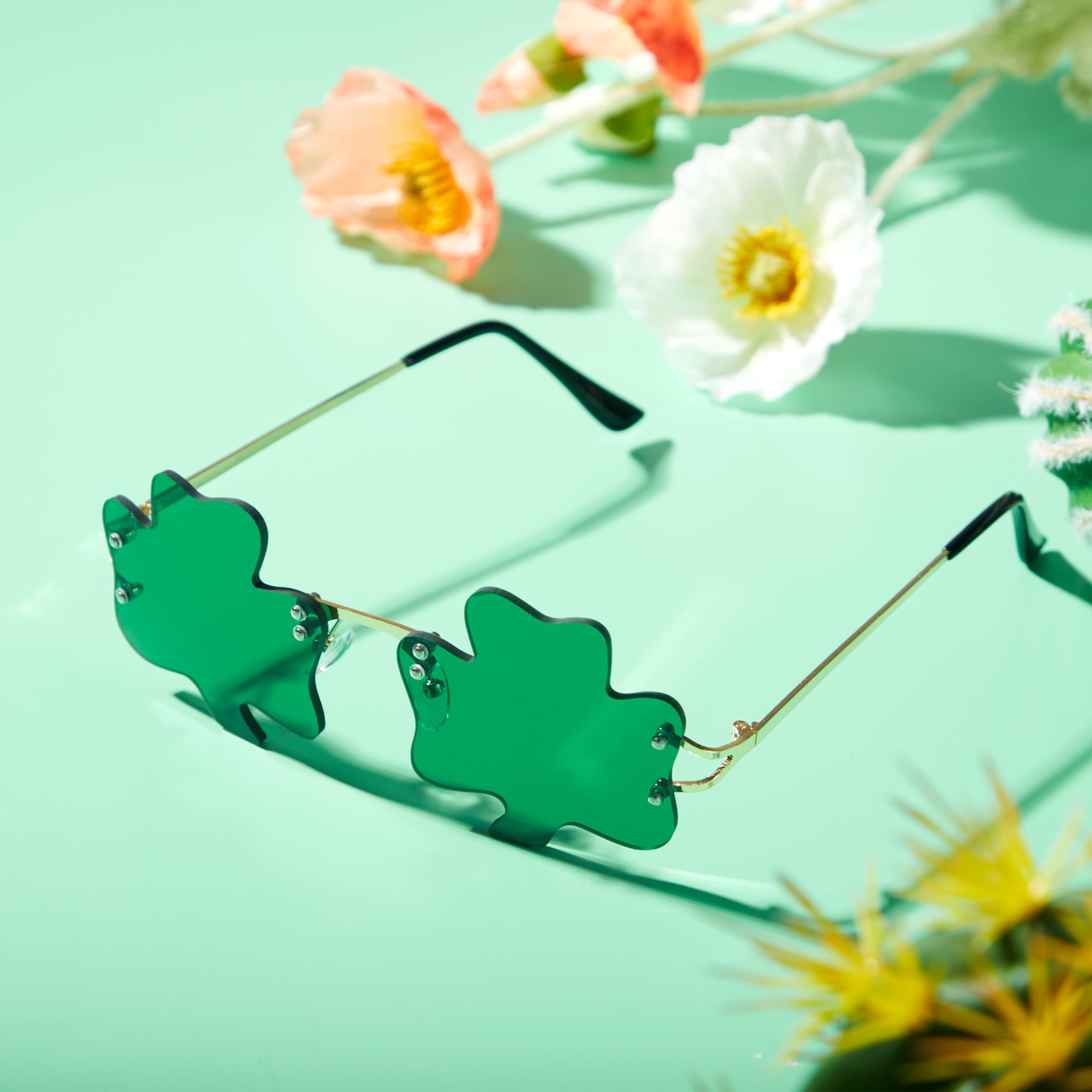 Amazon.com: JOYIN 3 PCS St. Patricks Day Shamrock Glasses  display picture 1