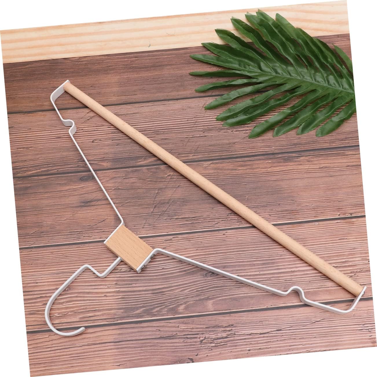 5pcs Wooden Metal Hangers Heavy Duty Coat Hooks for Home Slotted Design Modern Clothing Rack 360 Rotatable Elegant