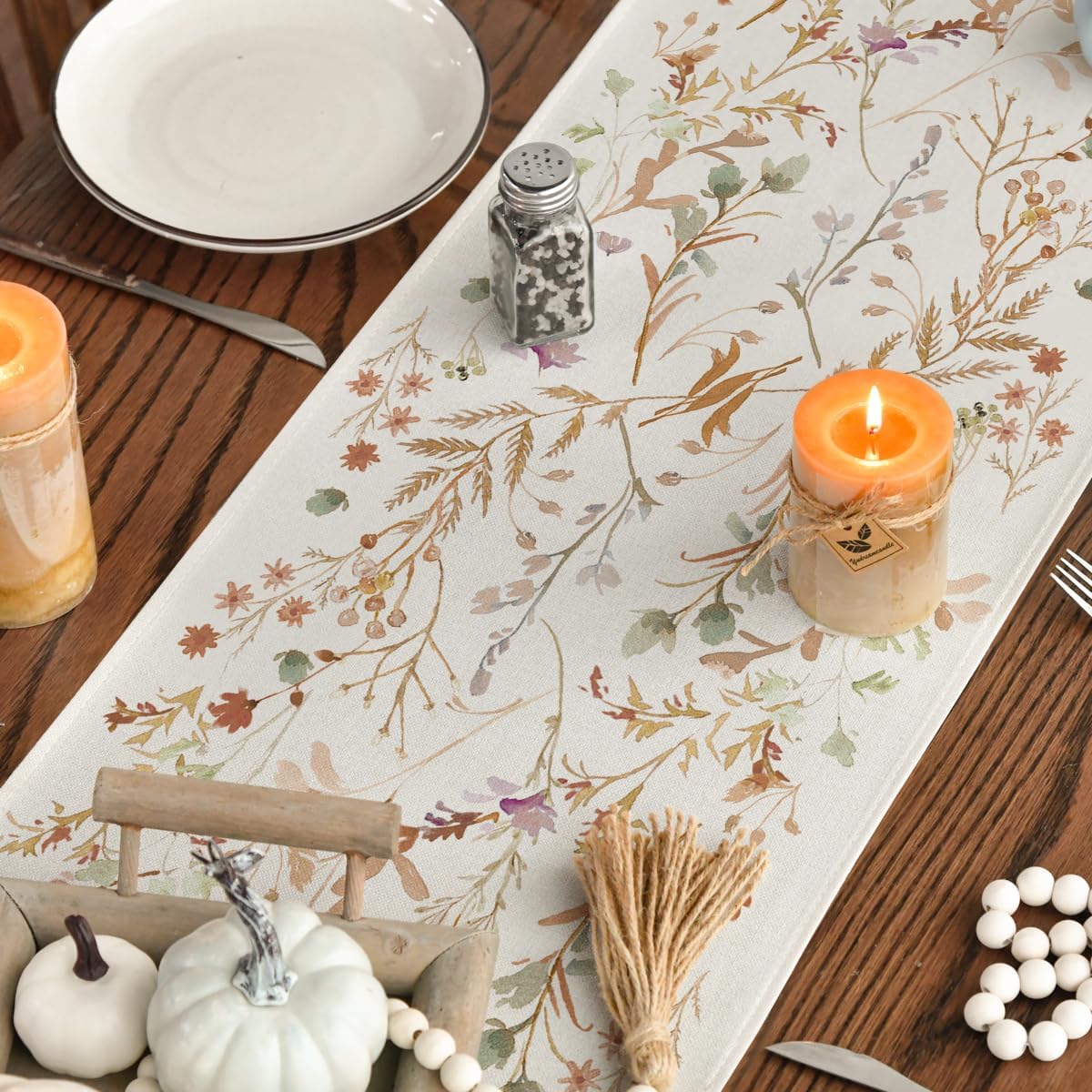 Artoid Mode Floral Leaves Fall Table Runner