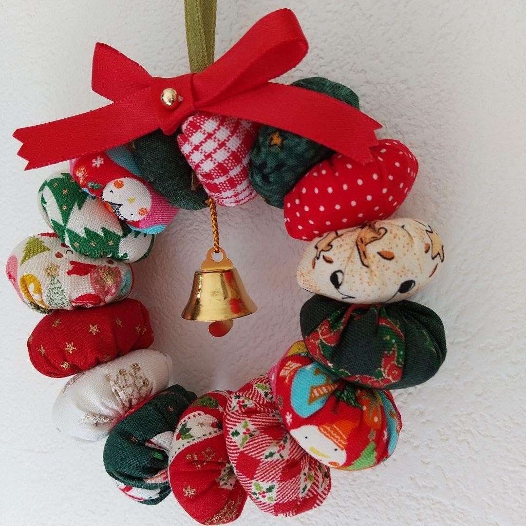メリーボンボン*クリスマスタペストリー*パッチワーク パッチワークキルト☆クリスマスツリーのミニタペストリー