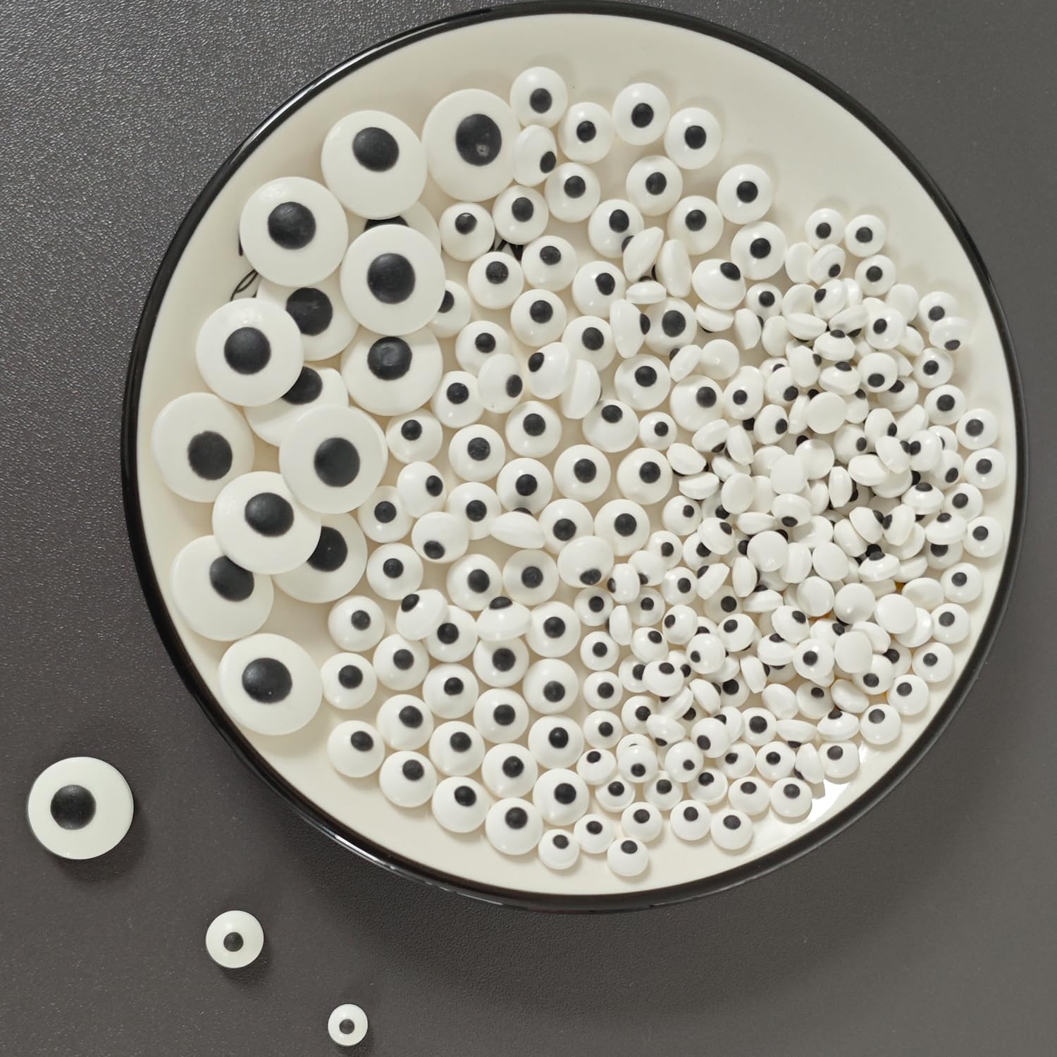 Edible 7mm 1cm 2cm Mixed Sizes Candy Eyes Halloween Sprinkles Cake Cupcake Toppers Cookie Decorations Dessert Sprinkle Eyeballs Sugar Sprinkles Googly Eye for Christmas Daily Cake Decorating