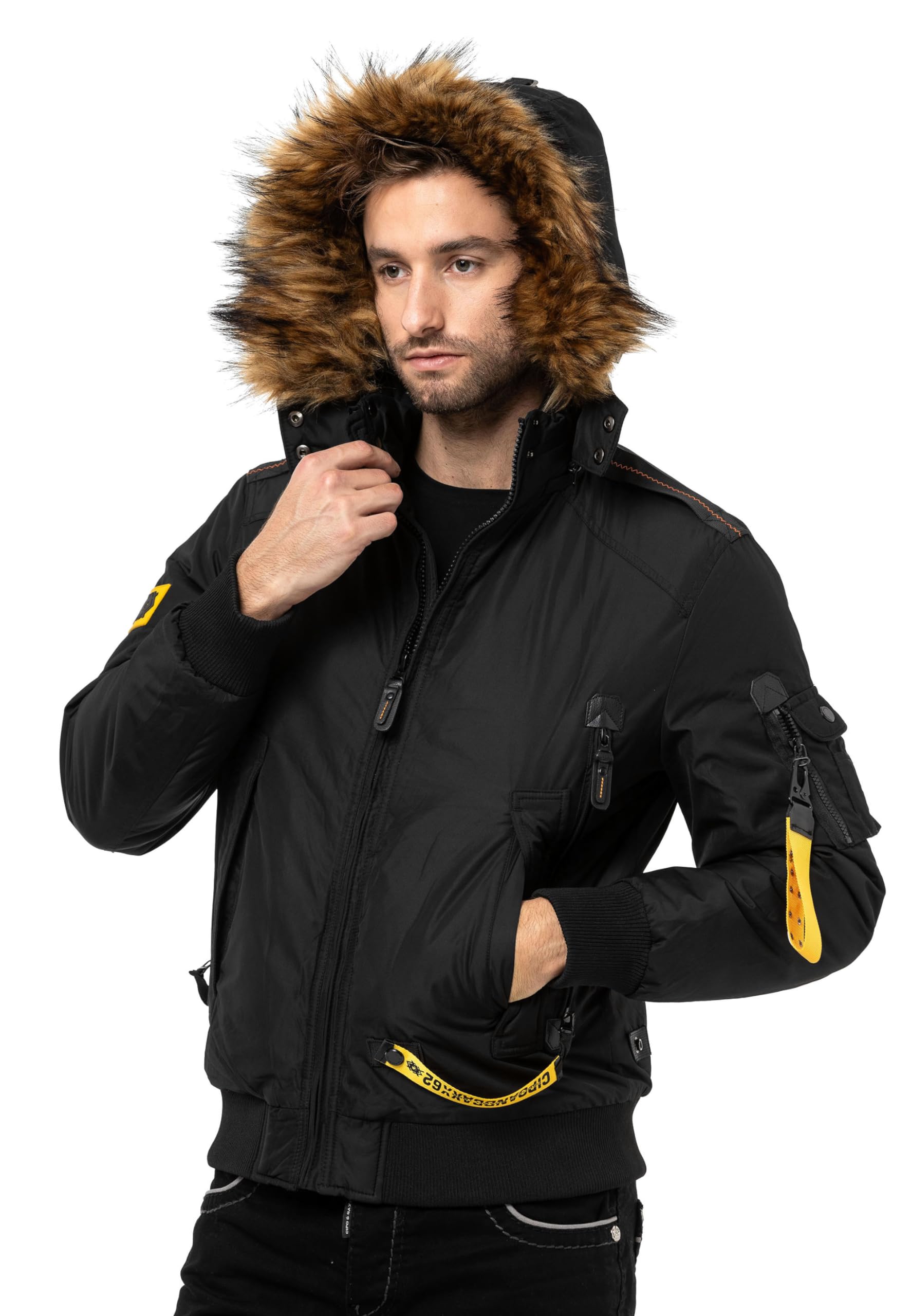 Cipo & Baxx Herren Mantel CM220 Schwarz – Stylische Winterjacke im modernen Design mit warmem Innenfutter, abnehmbarer Kapuze und funktionalen Details für kalte Tage - CM220 Schwarz M