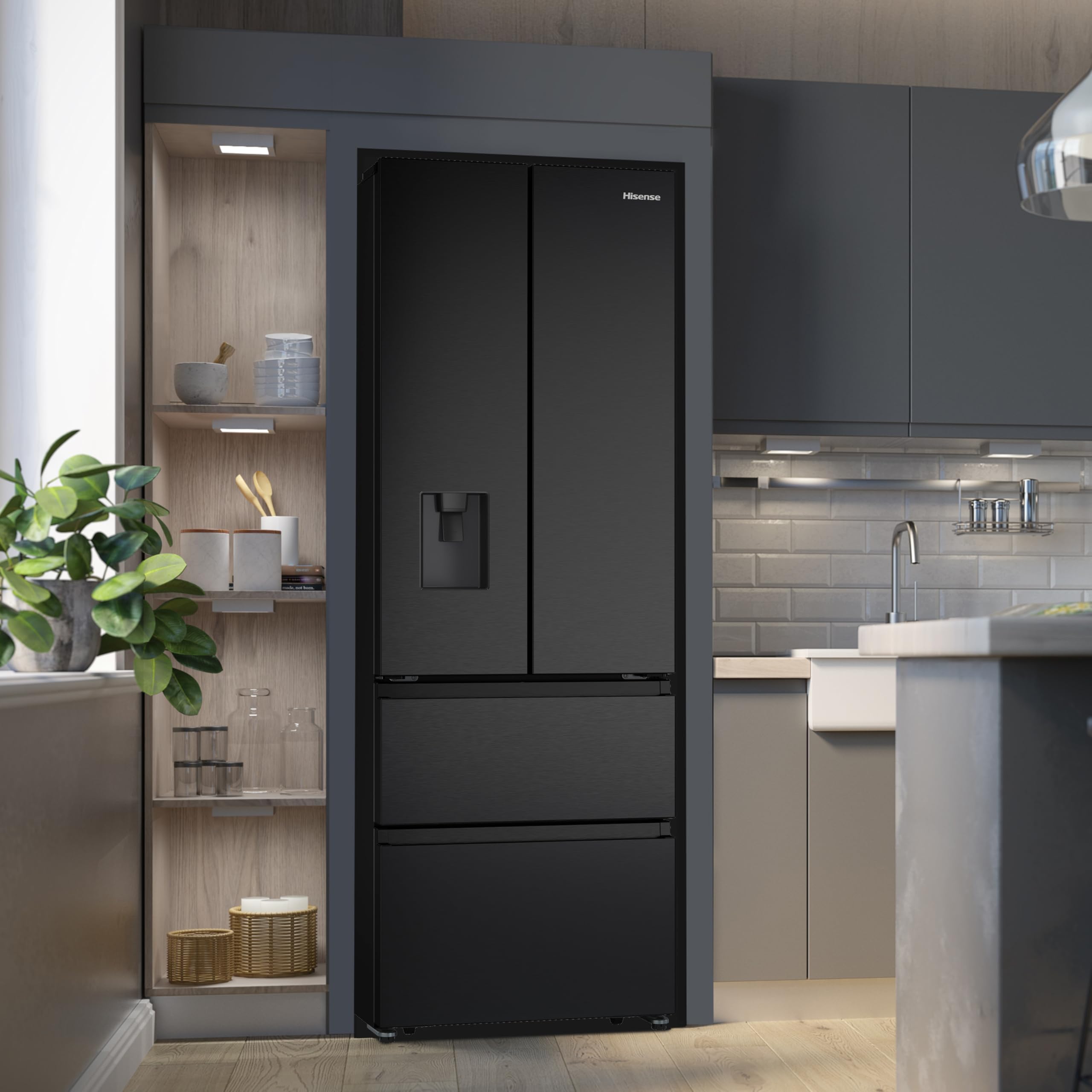 Hisense RF632N4WFE French Door Kühlschrank mit Wasserspender 70cm 485L Schwarz Energieklasse E