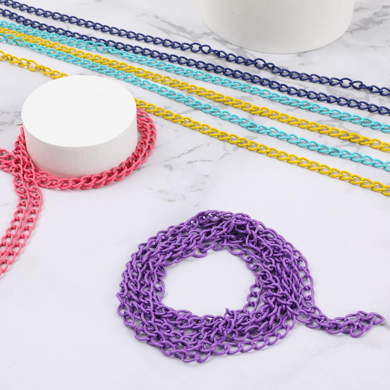 Happy Makers 39.37 Feet Necklace Figaro Chains for Jewelry Making, 4 Colors Brass Plated Necklace Chains with 40 Lobster Clasps, 80 Jump Rings in Bulk for Women Men DIY Bracelet Craft - Image 5