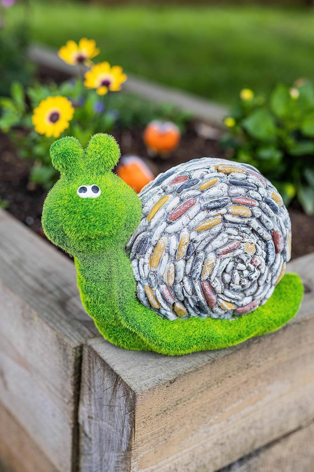Garden Mile Snail Animal Garden Ornaments Large Waterproof Indoor Decorations For The Home Unique Flocked Design Outdoor Ornaments For The Garden Perfect For Flowerbeds Patio Yard Lawn