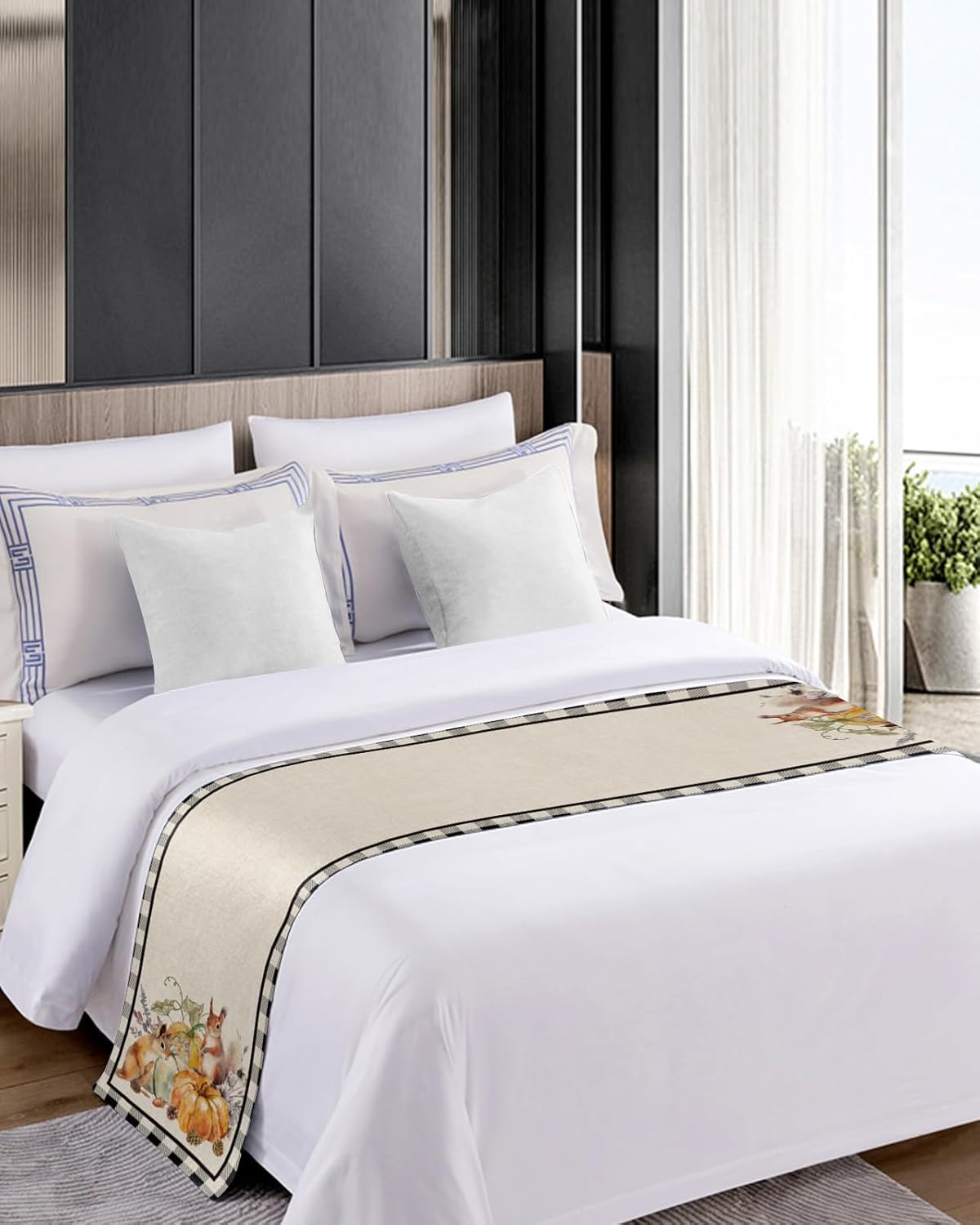 Bed Runner Scarf, Thanksgiving Fall Pumpkin Squirrel Hazelnuts Black Plaid King Bed Bedding Scarves Cover Decorative Bed Scarf for Home Hotel Guesthouse Bedroom Wedding Room Guestrooms 83"x20"