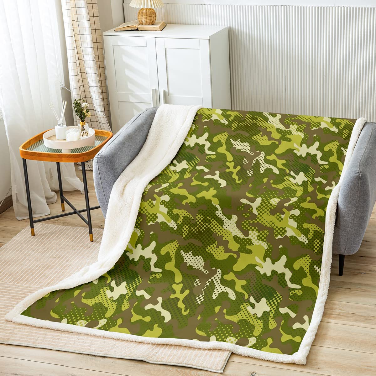 Loussiesd Camoflauge Throw Blanket Green Brown Camo Fleece Blanket for Bed Sofa Kids Army Camo Sherpa Blanket Soft Microfiber Fuzzy Blanket Baby 30x40 Inch