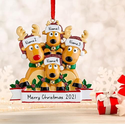 Miniatura 18 de Adornos de Navidad personalizados 2023, familia de calcetines rojos, familia de 2/3/4/5/6/7/8, adorno personalizado con nombres, adorno familiar
