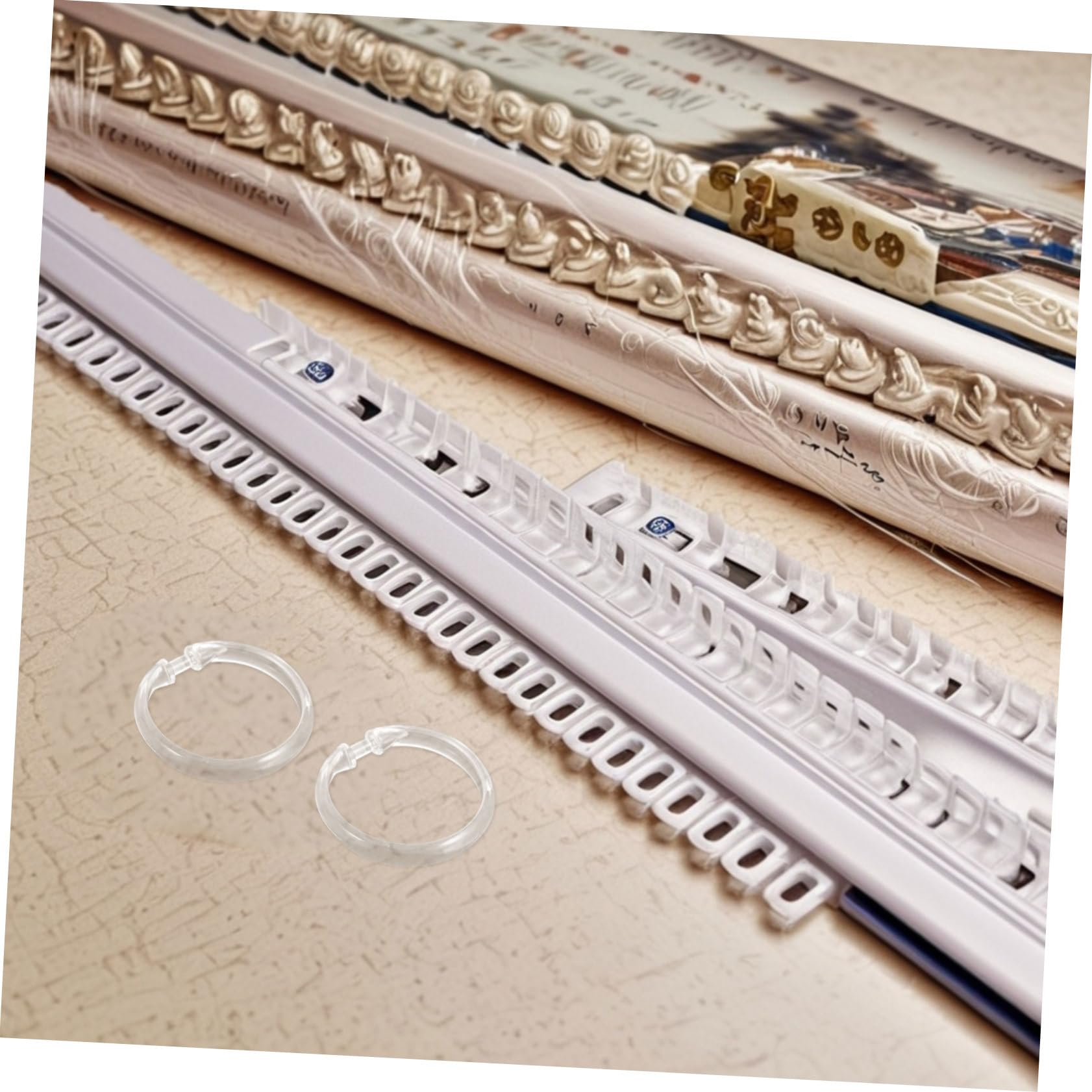 50 Pezzi Anelli Doccia in Plastica Trasparente Ganci Tondi Resistenti Chiusura Scatto Facile per Bastoni Tende da Bagno Supporto Robusto e Riutilizzabile