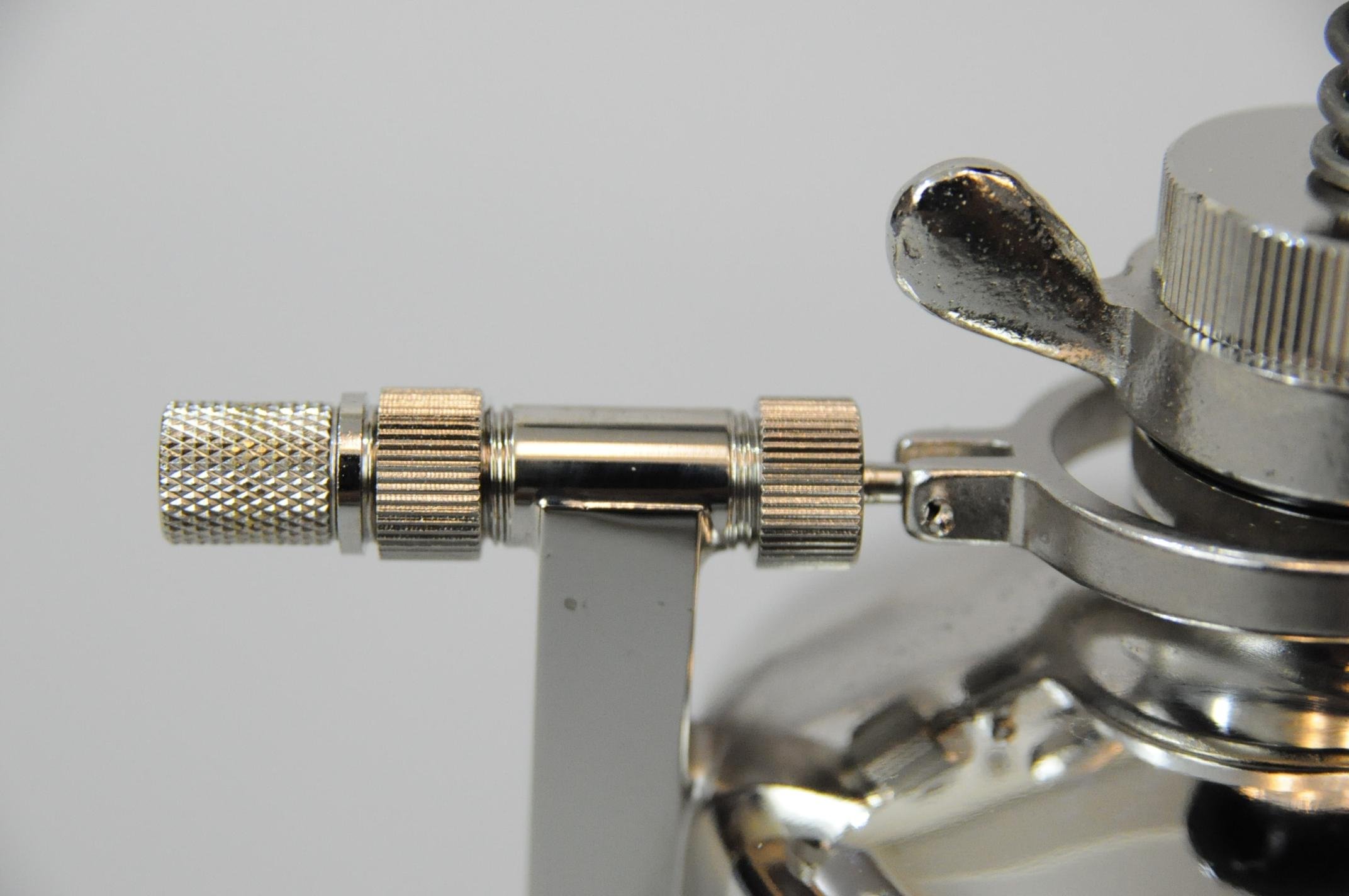 Amazon.co.jp: 最高級卓上手押噴霧器 中型 水・薬品 兼用 : DIY・工具