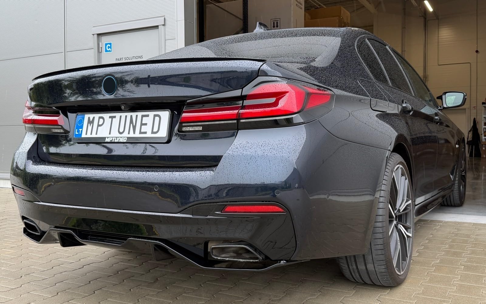 MpTuned G30 G31 M Performance Diffusor schwarz glänzend für 5er 530i 540i 530d 540d 2017-