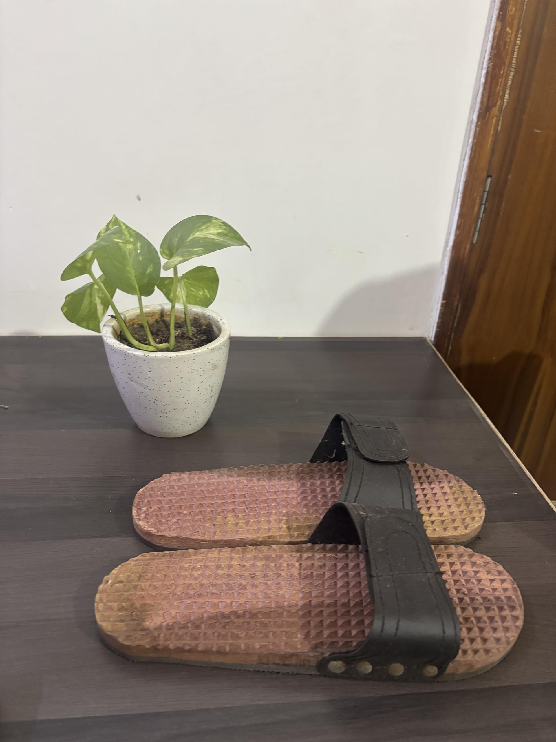 Agrigore Wooden Acupressure Slippers, Therapeutic Foot Massager Sandals with Adjustable Strap, Reflexology Footwear for Stress Relief and Blood Circulation, Unisex 2
