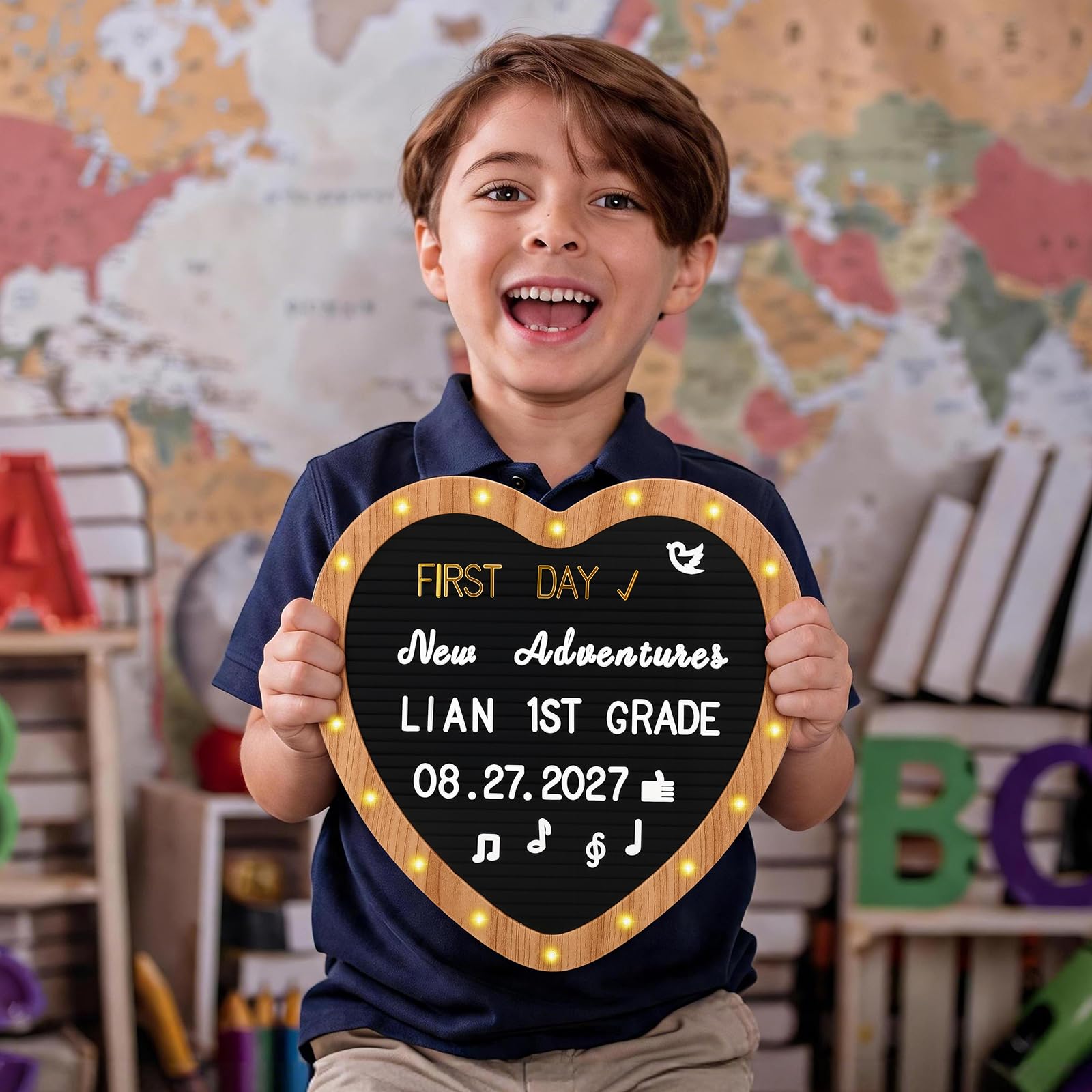 Tableau à lettres en feutre avec lumières LED – Panneau personnalisé en forme de cœur de 25,4 x 25,4 cm et 530 lettres, annonce de grossesse, panneau d'annonce de bébé, panneau personnalisé