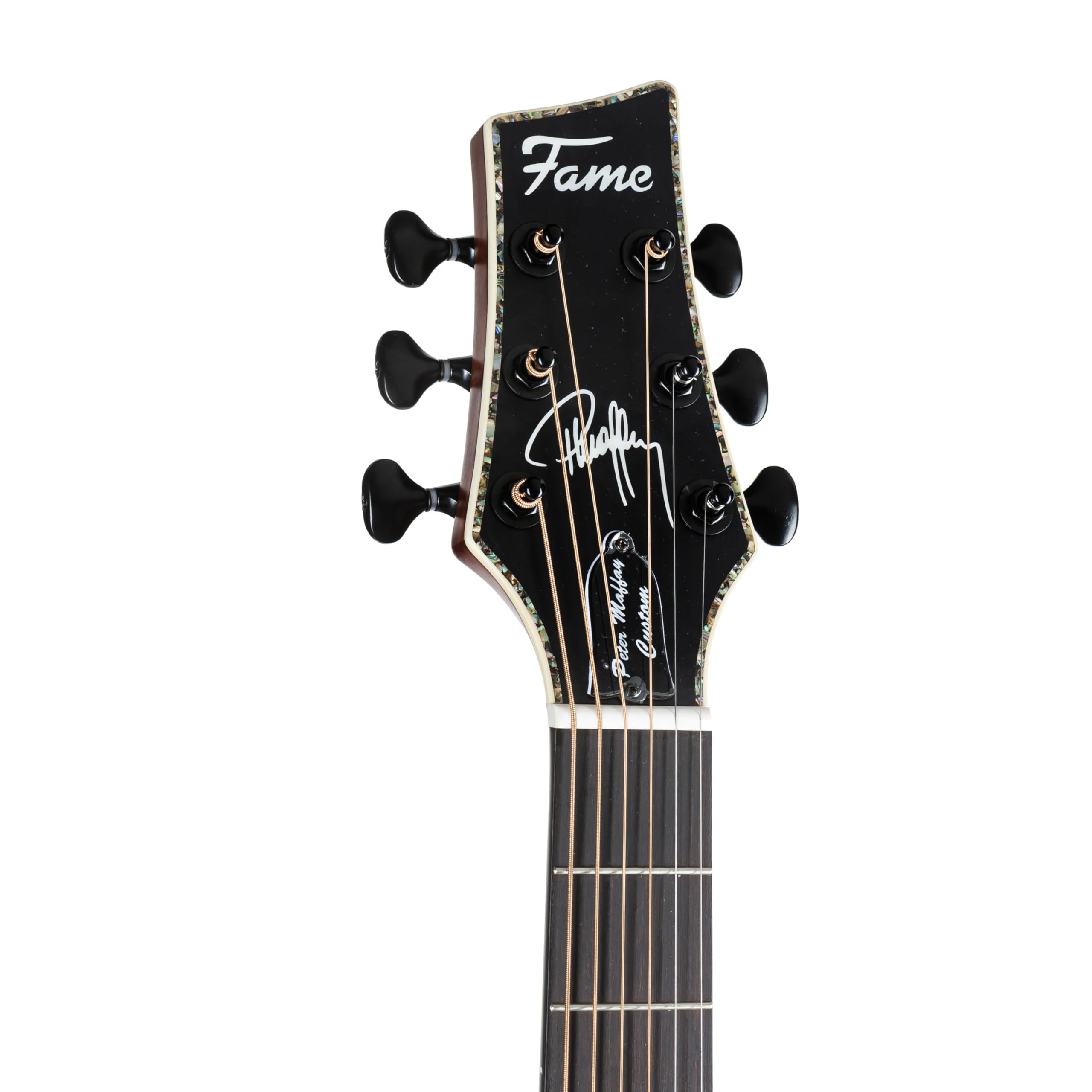 Fame Signature Westerngitarre, Grand Auditorium Cutaway, massive Fichtendecke, Mahagoni-Korpus, Custom Electronics Preamp, 6 Saiten, inkl. Gigbag, mattes Finish, 43mm Sattelbreite