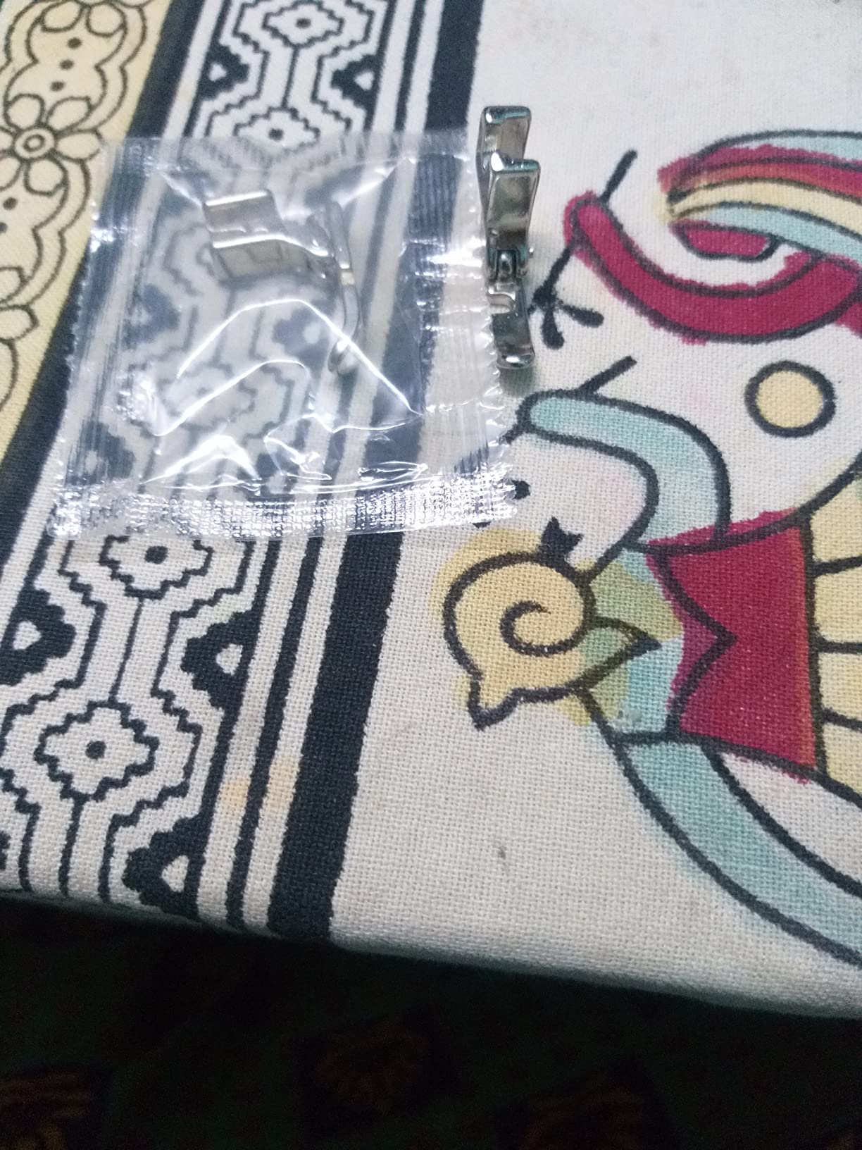 SSKR Zipper Foot/Pressure Foot for all Sewing Machines (Singer/Usha