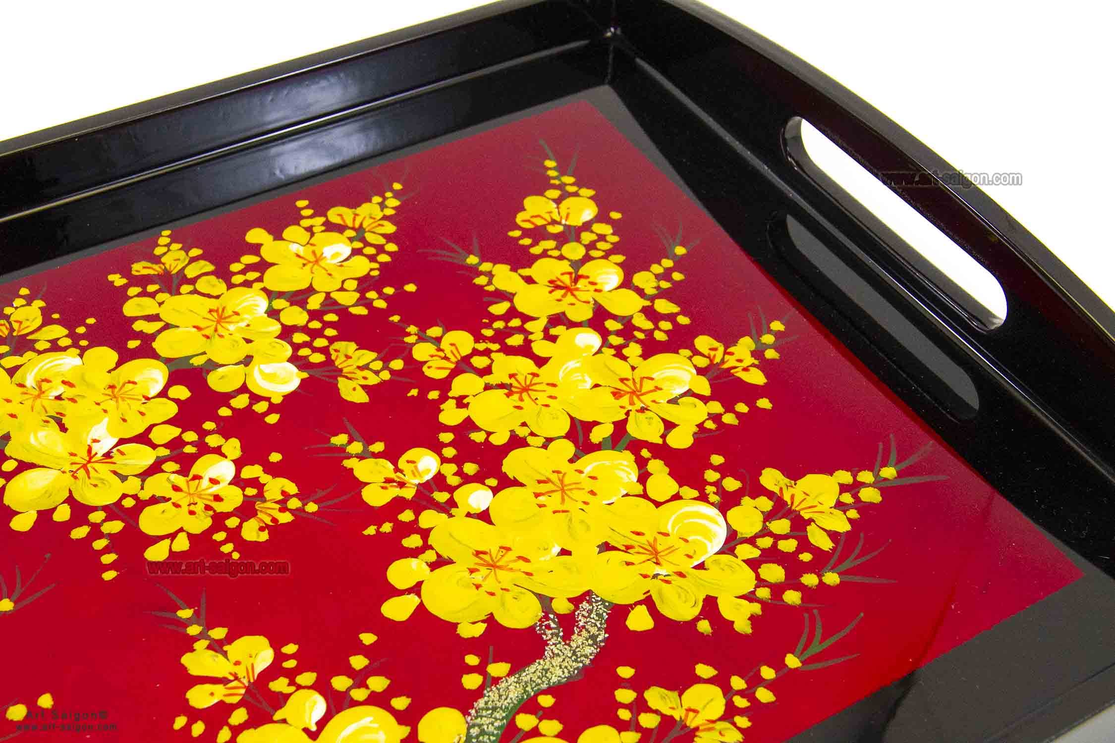 Plateau en Bois Laqué Rouge et Noir “Fleurs de Cerisier”, Fait Main, L39 x 28cm - Plateau de Service avec Poignée - Artisanat du Vietnam et Déco Asiatique (S39-4952-39)