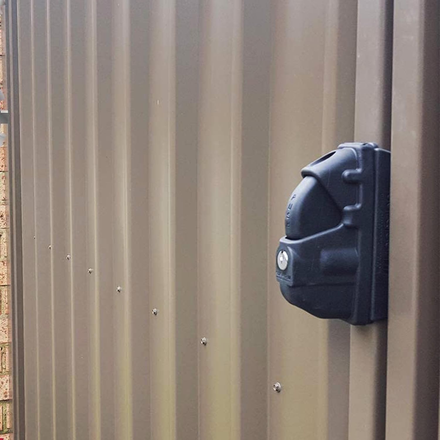 Safetech Hardware X2 Two Sided Gate Latch - Key Lockable Gate Lock - Safety Fence Latch – for Various Gates Security Lock Latch - 2 Independent Latching Hooks – Metal, Wood & Vinyl Gate Latch (Black)