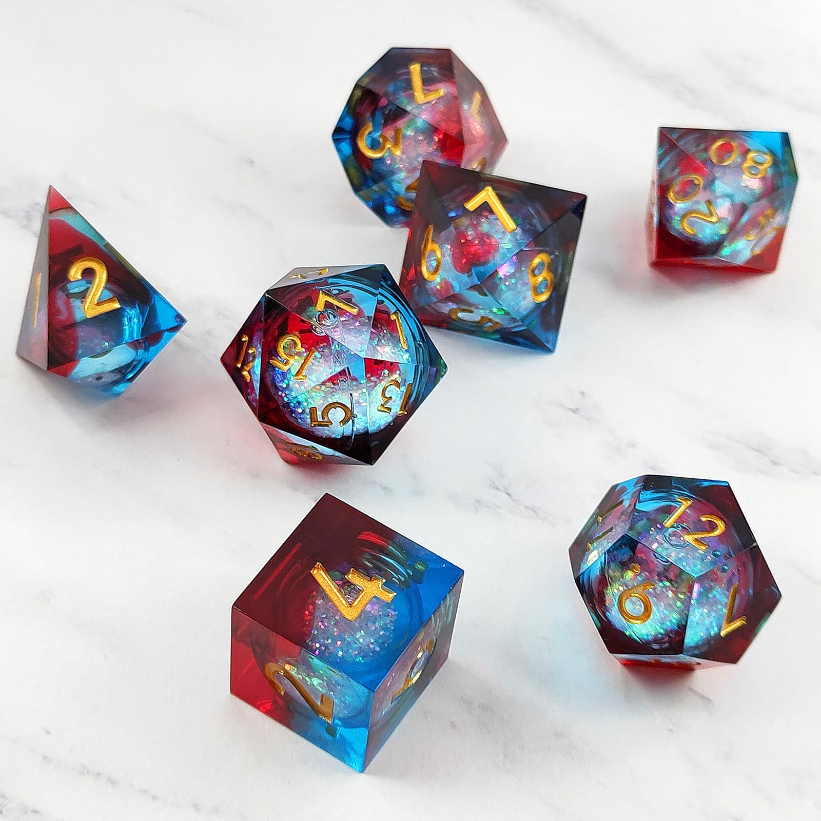 ORUZA Núcleo líquido DND Dados Set 7 piezas de resina poliédrica D&D cubo núcleo líquido borde afilado DND juego de dados para mazmorras y dragones RPG MTG juegos de mesa juego de rol, rojo y azul