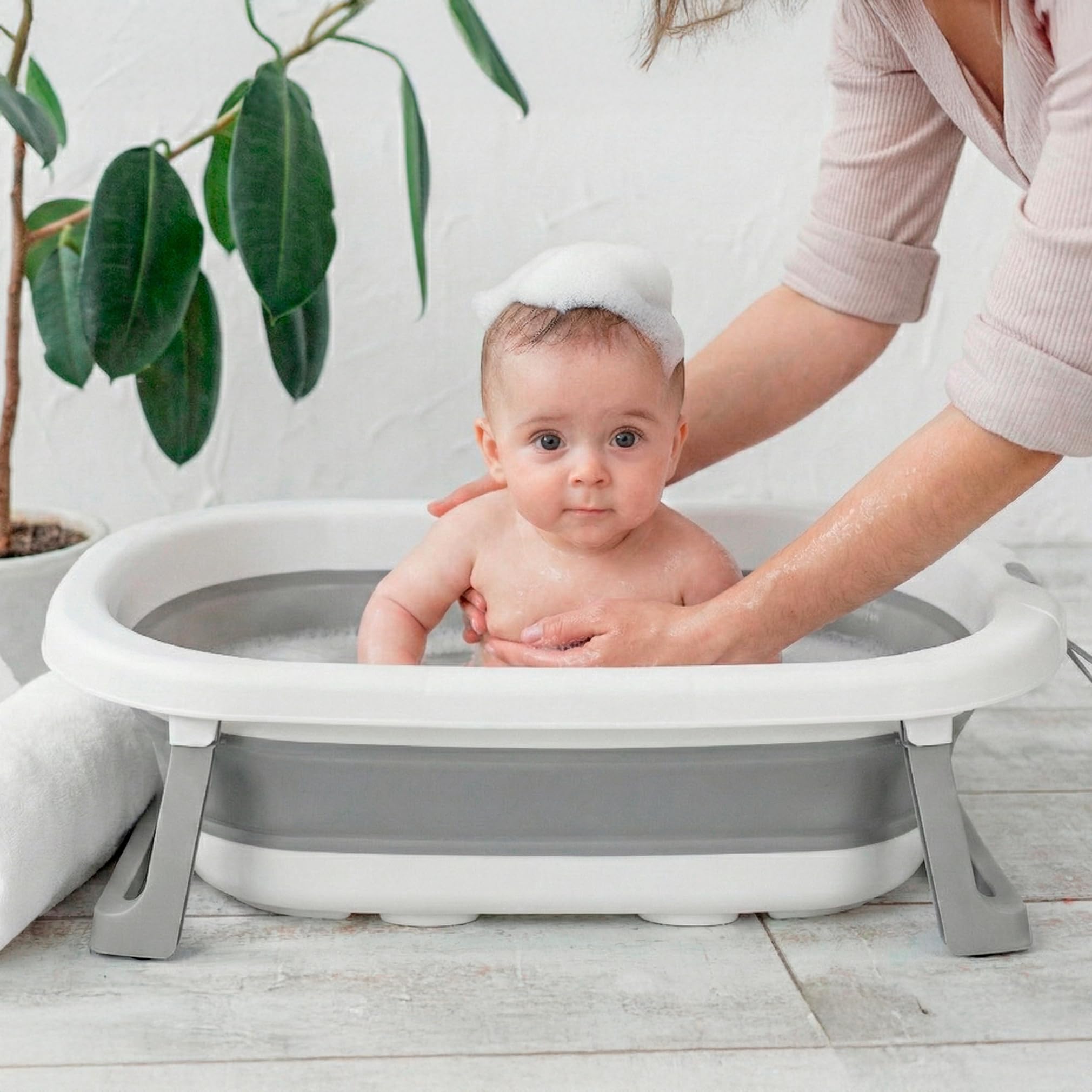 Toral Bañera Plegable Bebé con Patas Gris - Bañera Bebe con Patas Comoda, Facil de Guardar y Usar, Patas Antideslizantes y Colgador - Bañera Bebé Plegable Portatil - Modelo Bathy Gris