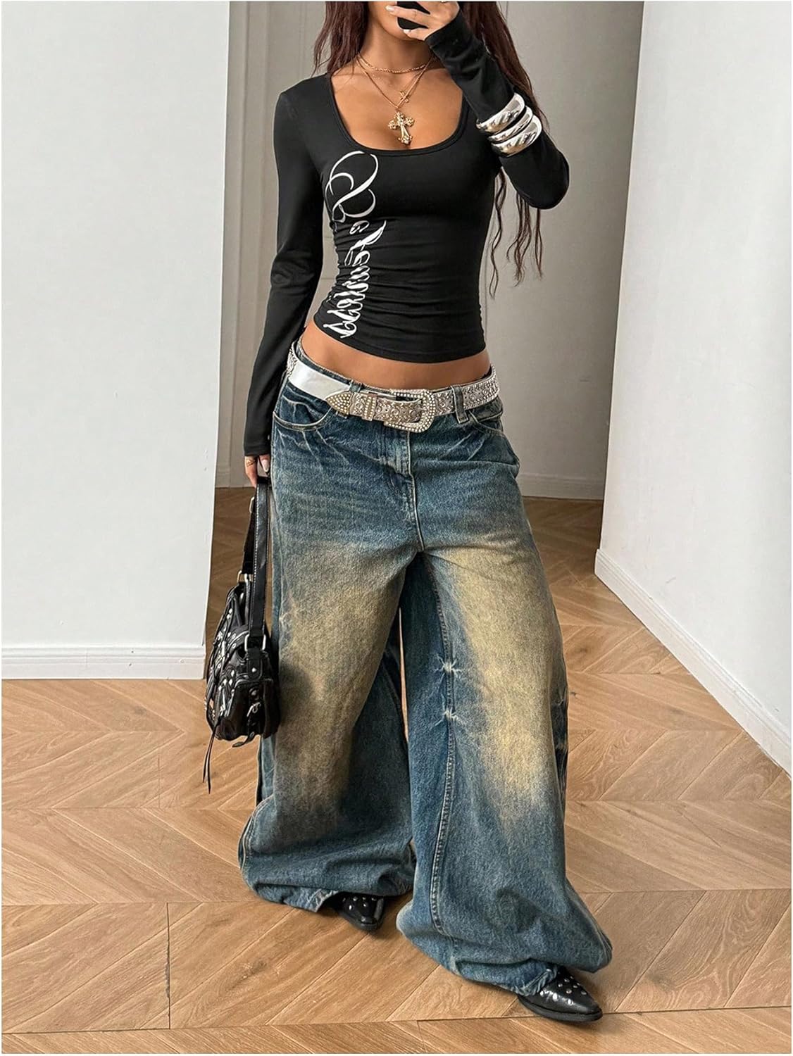 Women's Cropped Letter Graphic Tees Square Neck Long Sleeve T Shirts Slim Fit Y2k Tops - Image 5