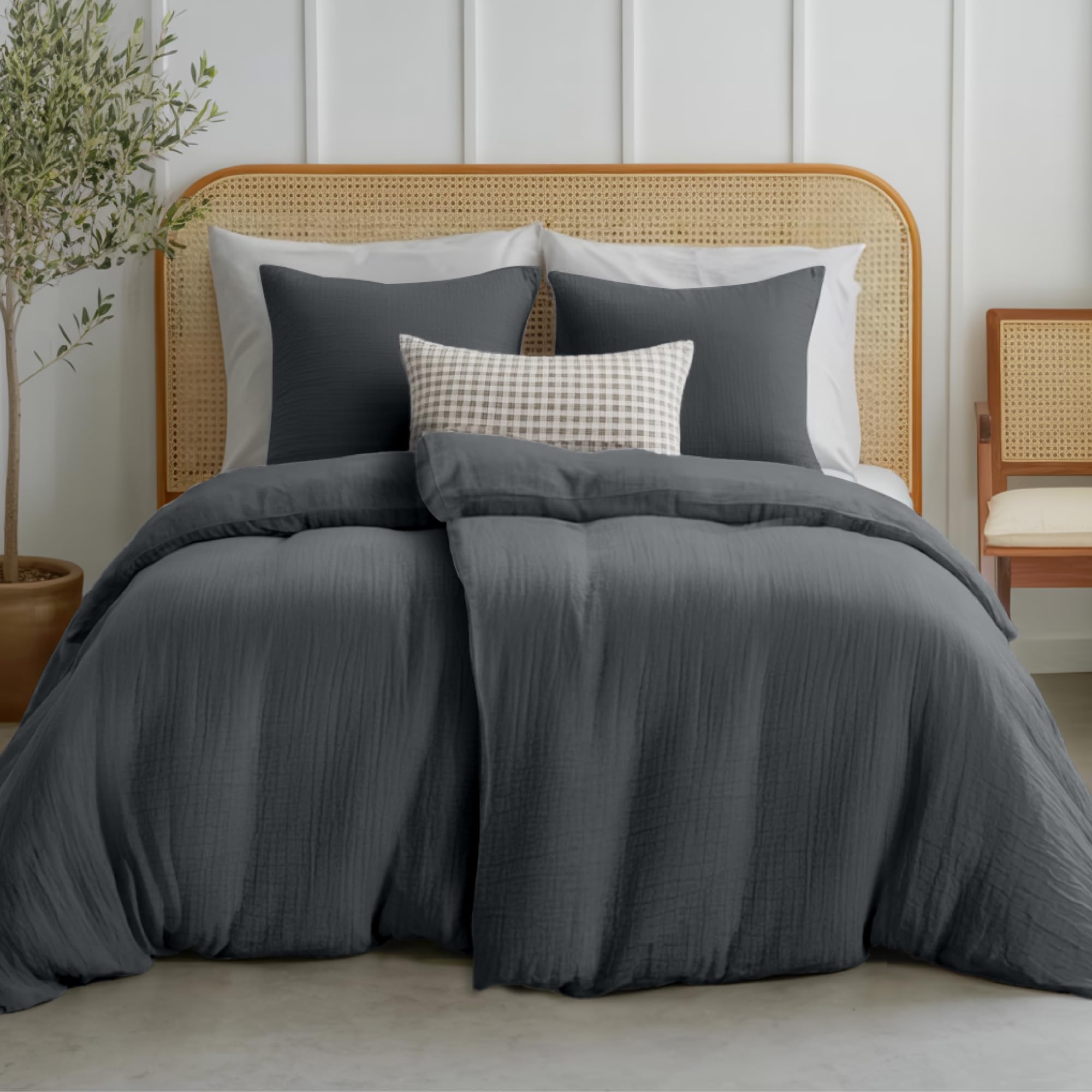 Dreamzie Musselin Bettwäsche 135x200 cm aus 100% Baumwolle – Bettwäsche Set mit 2 Bettbezüge und 2 Kissenbezüge 80x80 cm – Oeko-Tex Bettwäsche mit Reißverschluss – Dunkelgrau