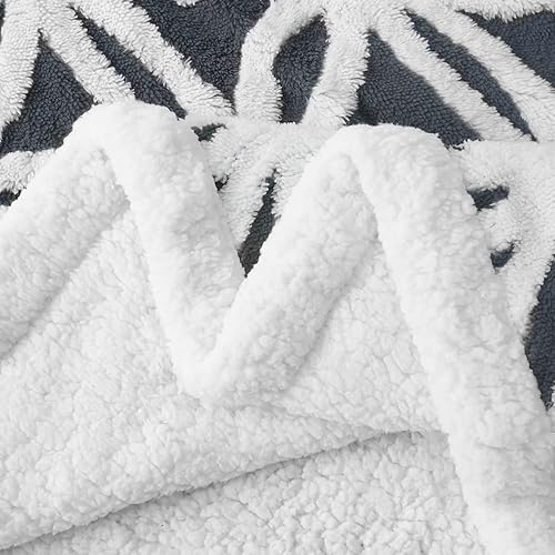 Miniatura 3 de LOMAO  Manta de vellón sherpa, suave y mullida de doble faz para sillón, sofá o cama (gris oscuro, 51 x 63 pulgadas)