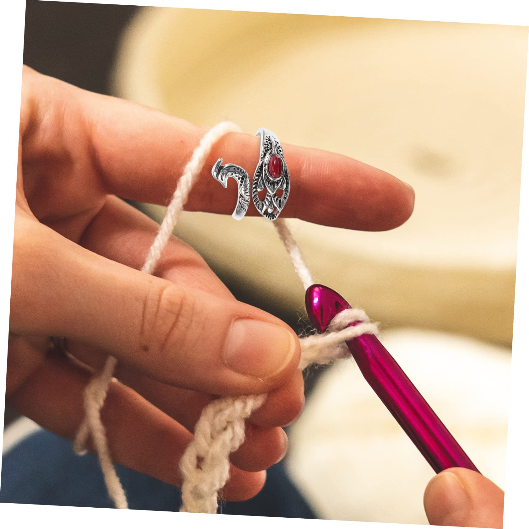 SHINEOFI Marcador De Punto De Anillo De Crochet Ganchos De Crochet Ergonómicos Pendientes De Plata Para Mujer Anillos De Oro Grueso Bucle De Tensión De Crochet De 8 piezas x 4