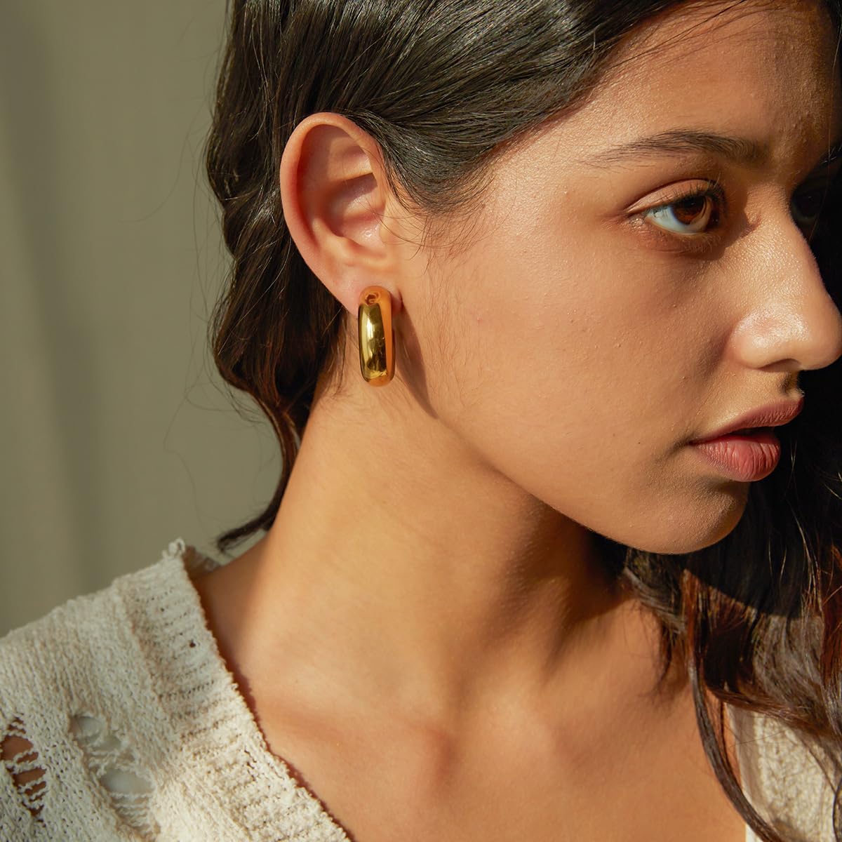 8YEARS Chunky Gold Hoop Earring for Women, 18K Gold Plated Lightweight Thick Hoops, Hypoallergenic Trendy Jewelry for Gift - Image 6