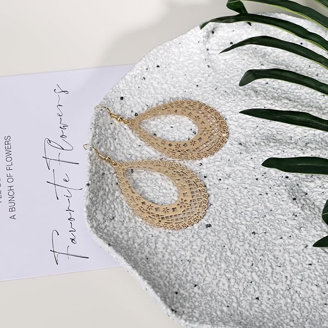Teardrop Earrings for Women Intricate Filigree Drop Earrings with Openwork Design, Elegant Dangle Earrings Lightweight Boho Jewelry for Everyday & Special Occasions - Gold & Silver