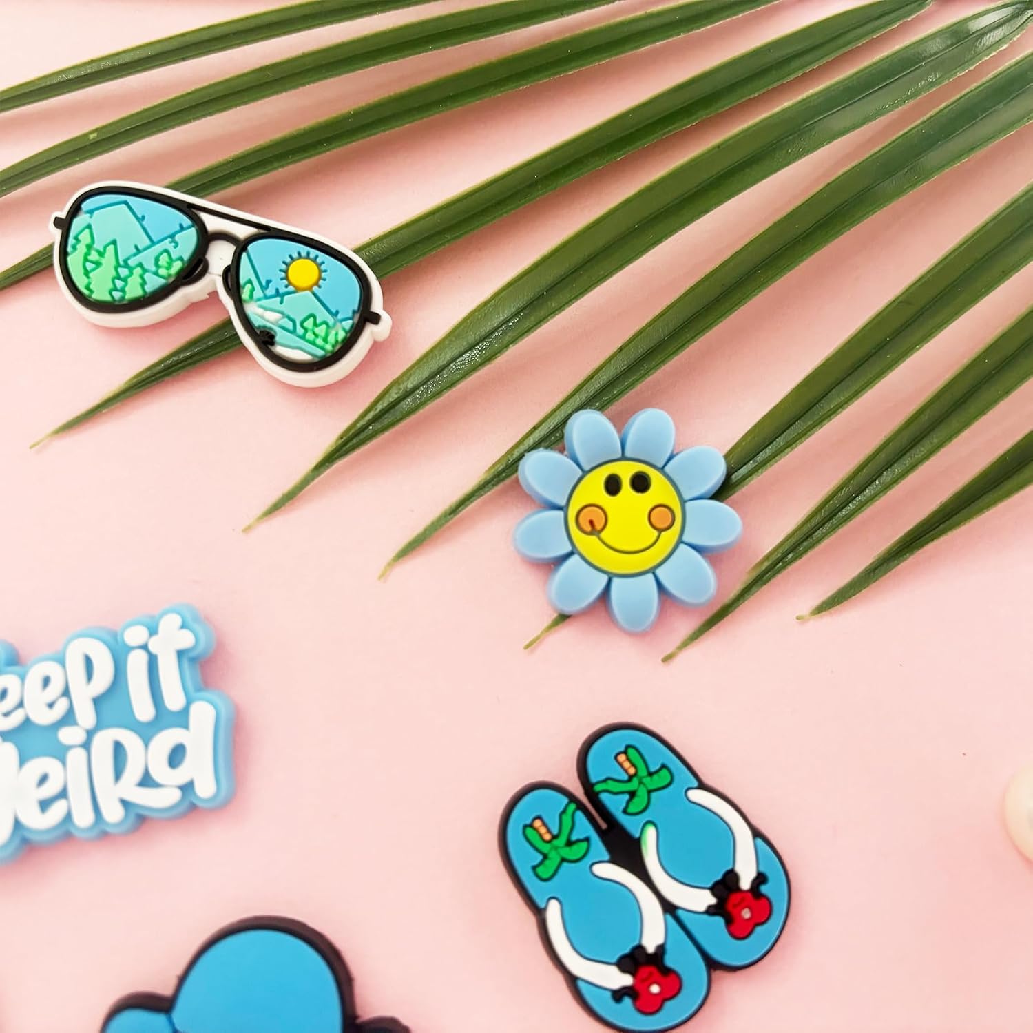 Arrebolli Cute Flower Shoe Charms for Girls, 34Pcs Pink Hippie PVC Shoe Decoration Charms for Sandals, DIY Pearl Accessories for Party Favor