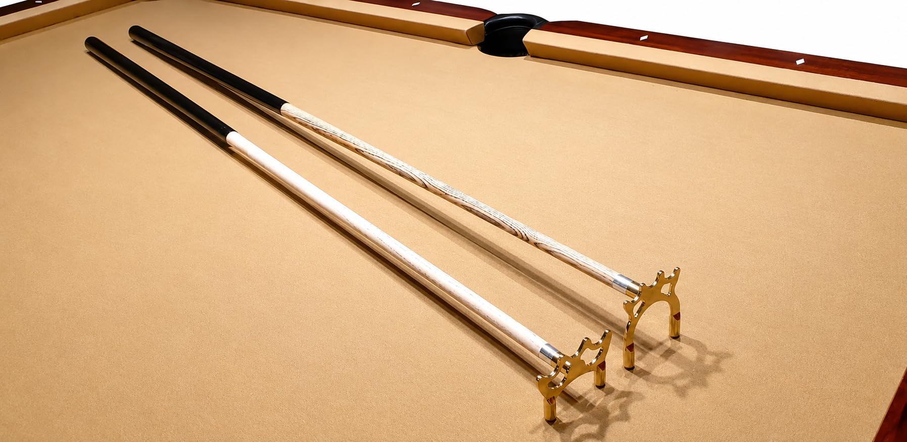 John West 2 Pont de queues de Billard en Laiton Plat & Haut - Queue de Billard Incluse