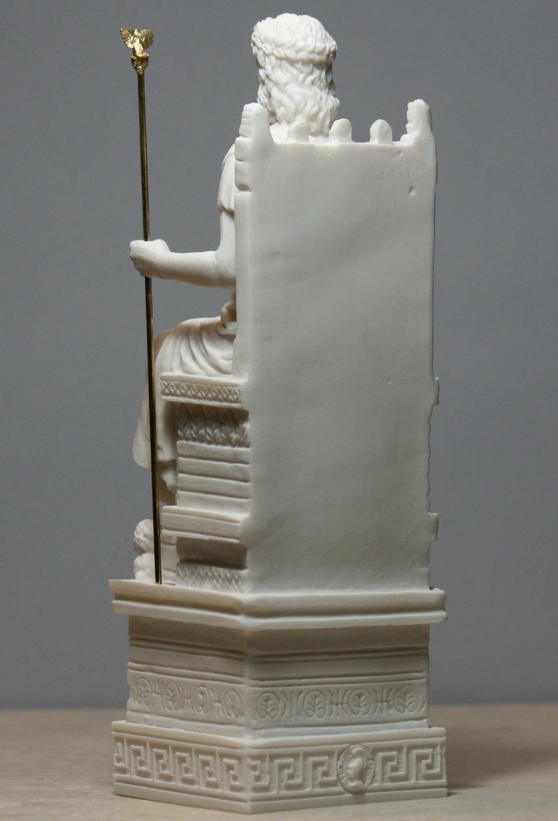 Amazon.co.jp: 神の王 ゼウス 木星 ギリシャアラバスター像 置物 彫刻