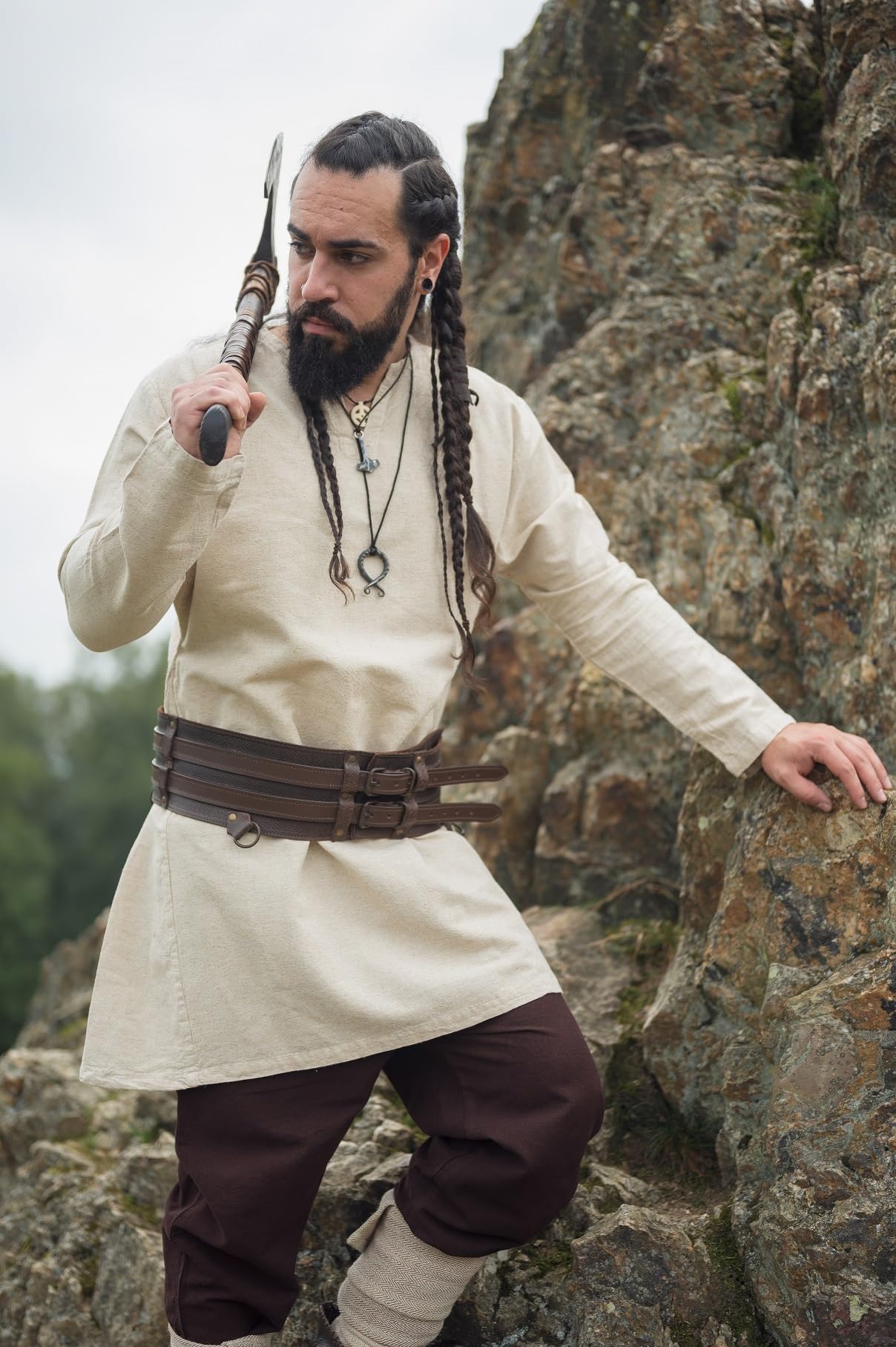 Leonardo Carbone Túnica de lino vikingo Ragnar - Ropa medieval, camisa de lino para hombre, camisas de ocio de manga larga, disfraz de carnaval, túnica vikinga, ropa LARP - 100% lino