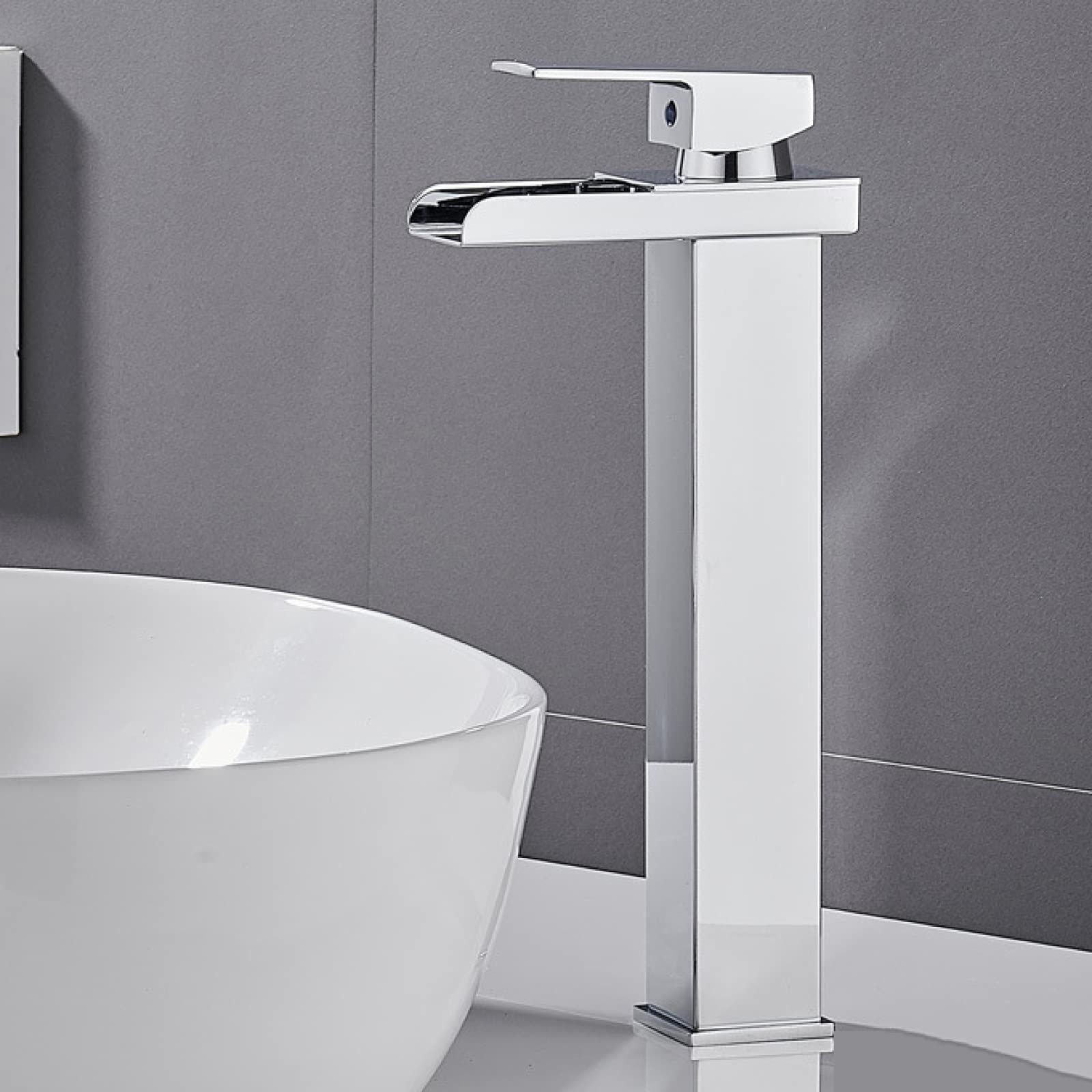 Robinet de lavabo cascade chromé en acier inoxydable version haute pour salle de bain