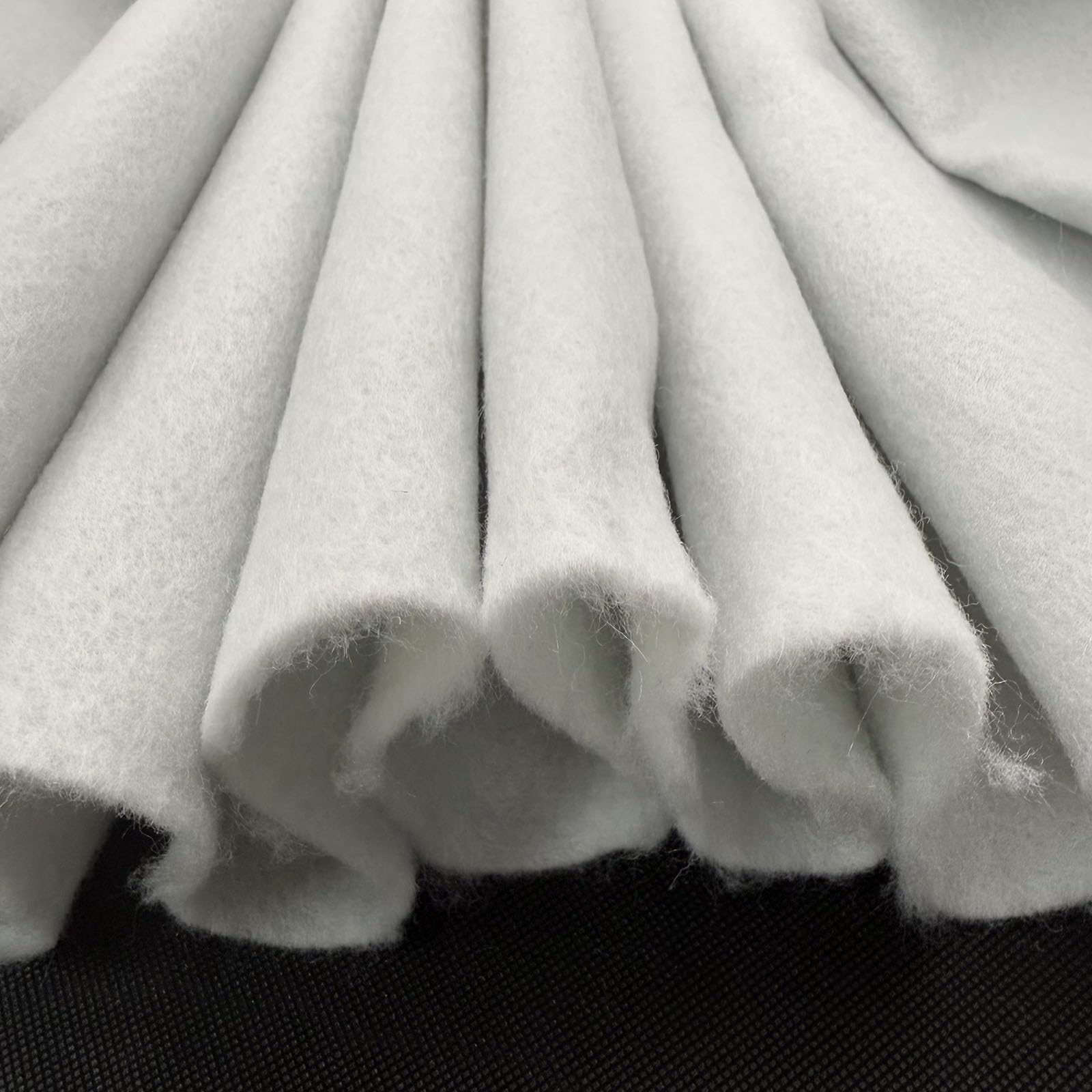 Imbottitura in poliestere per trapuntatura, 396,9 g, spessore 3 mm, per infeltrimento ad ago, per la realizzazione di borse, cuscini, artigianato flessibile (larghezza 61 cm, 2 metri)
