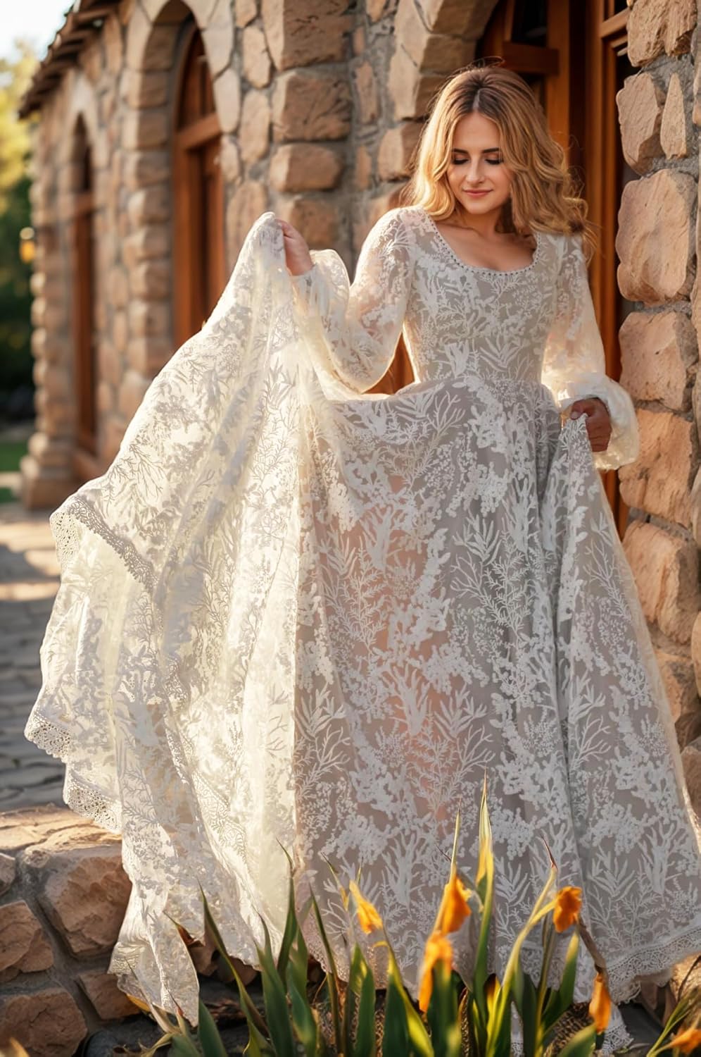 Women's V Neck Lace Wedding Dresses for Bride 2025 Lace Appliques A Line Beach Wedding Gown