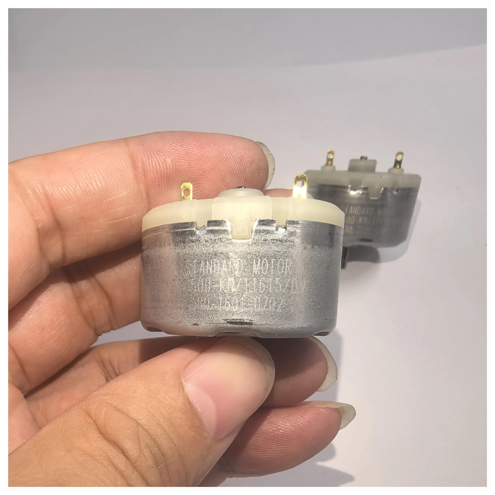 1pc RC500-KN/11615 Balais de Charbon démarreur électronique 9 Dents engrenage DC 6V-16.8V 6060RPM B sans engrenage