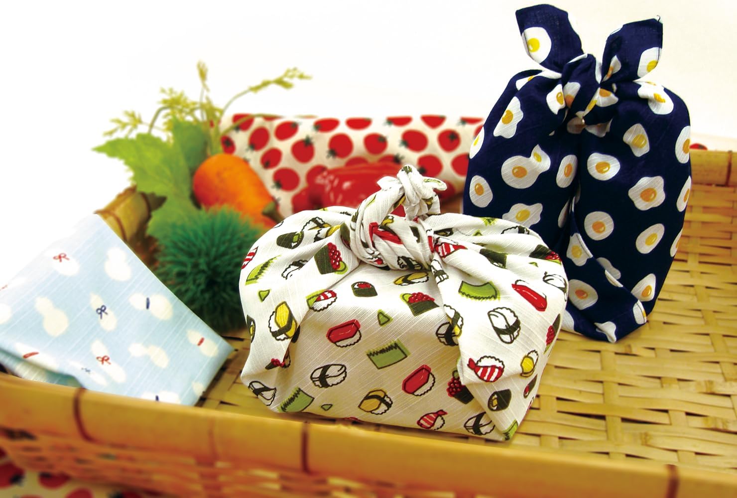 Waraku Fuuka Japanese Reusable Furoshiki Fabric Bento Gift Wrapping Cloth (Sushi, 18.9"×18.9") image 3