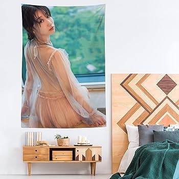 Amazon.co.jp: AKB48柏木由紀タペストリー (33) タペストリー クール