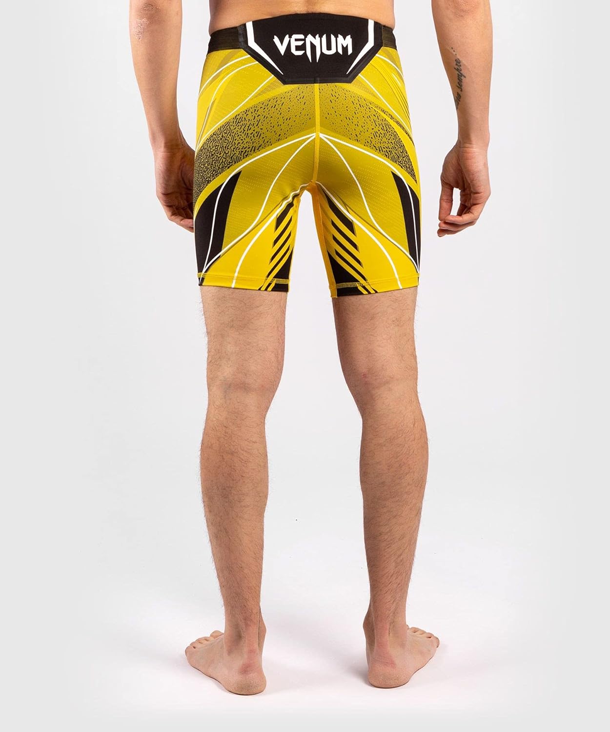 Venum Mens UFC Authentic Fight Night Men's Vale Tudo Shorts - Short Fit