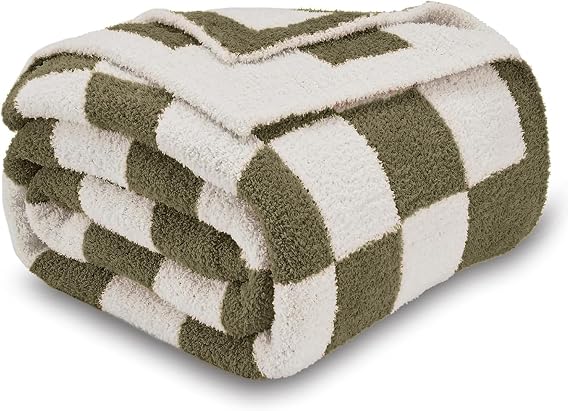 CozeCube Super Soft Fullfy Microfiber Reversible Knitted Blankets, Warm Cozy Fuzzy Plush Throw, Olive Green and White Checkered Throw Blanket for Couch Bed Sofa, 50" x 60"