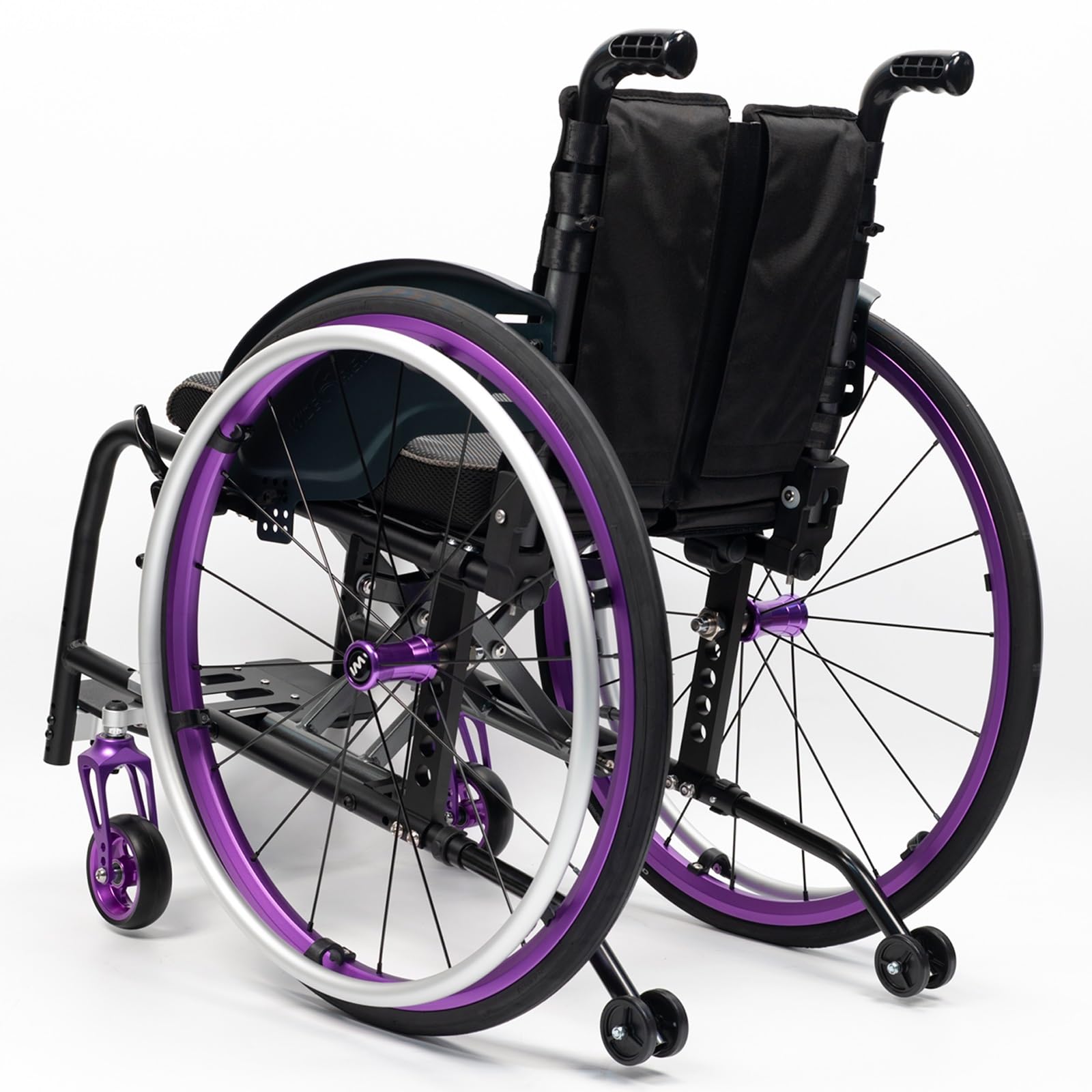 Lekkie składane krzesło ze stopu aluminium dla dorosłych, wyposażone w opony poręcze (szerokość siedziska: 38 cm)