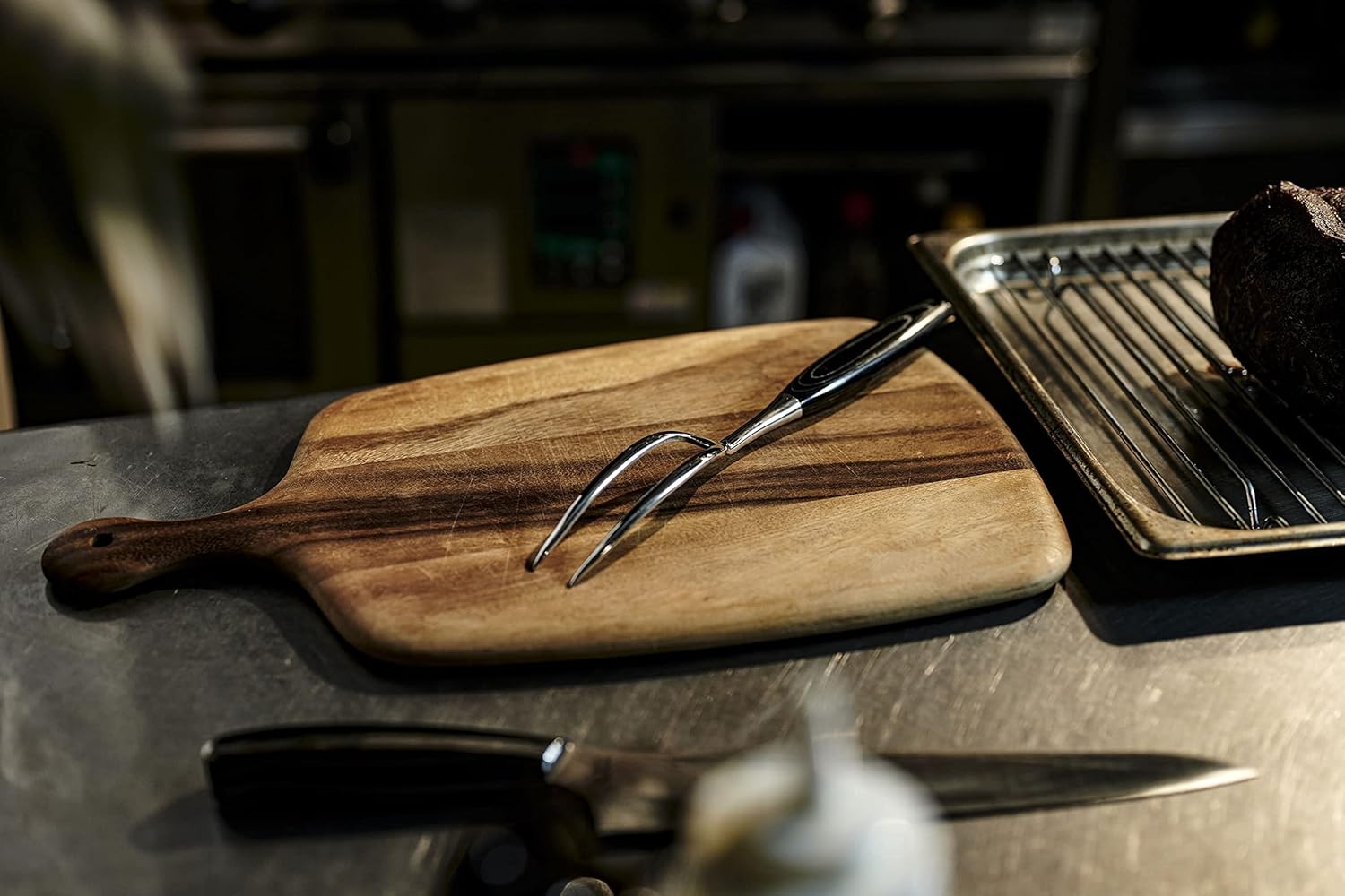 [Nagomi] Forged Carving Fork Black - Made in Seki, Tsubame & Sanjo, Japan - Beautiful Mirror Polished Fork & Comfortable Pakkawood Handle